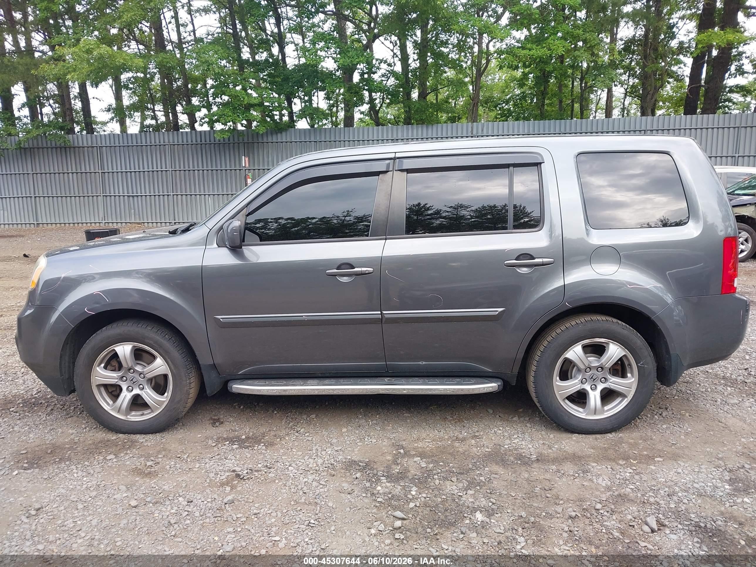 2013 Honda Pilot Ex-l Gray vin: 5FNYF4H58DB010534