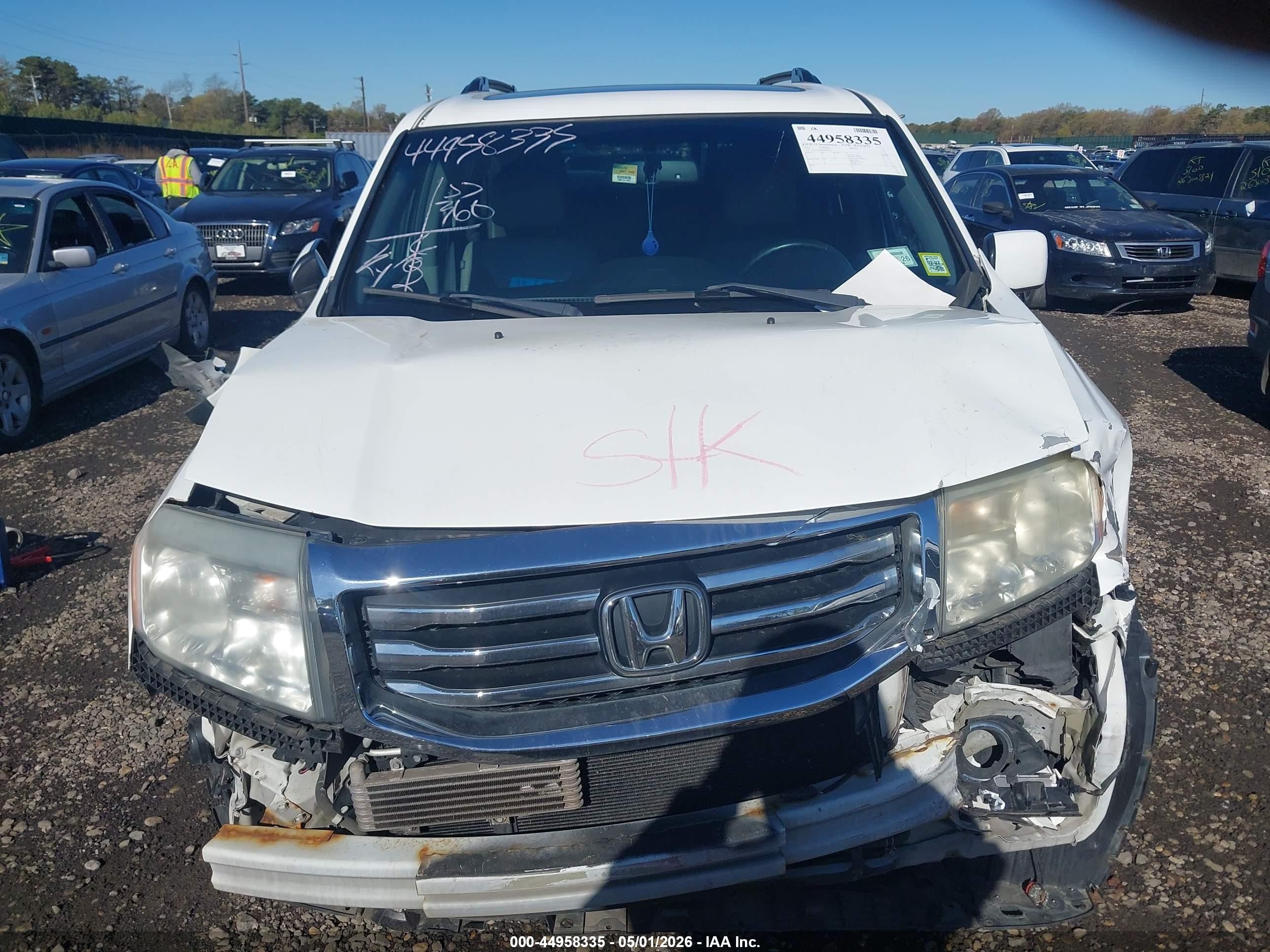 2013 Honda Pilot Ex-l White vin: 5FNYF4H58DB012445