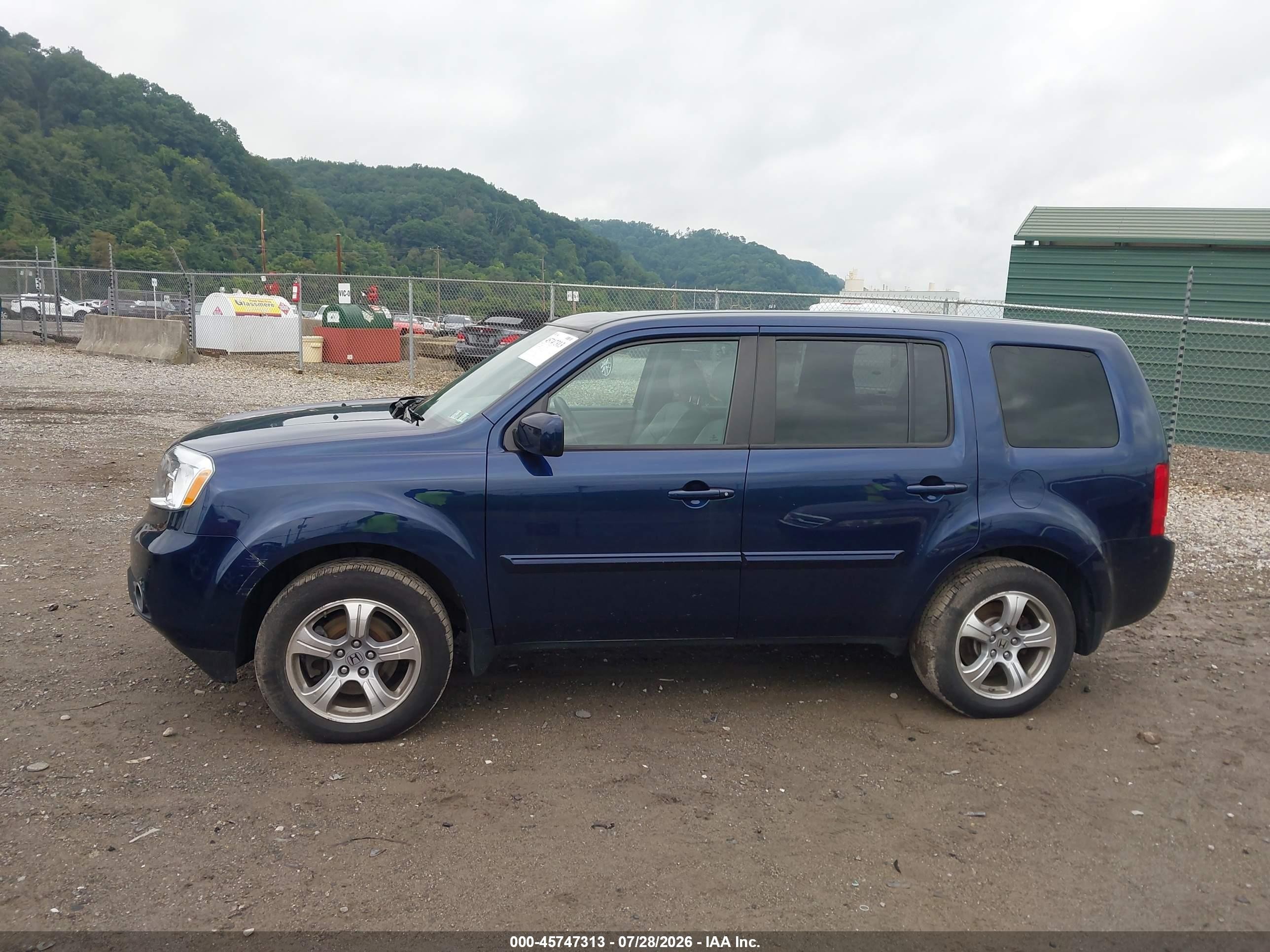 2014 Honda Pilot Ex-l Blue vin: 5FNYF4H58EB042207