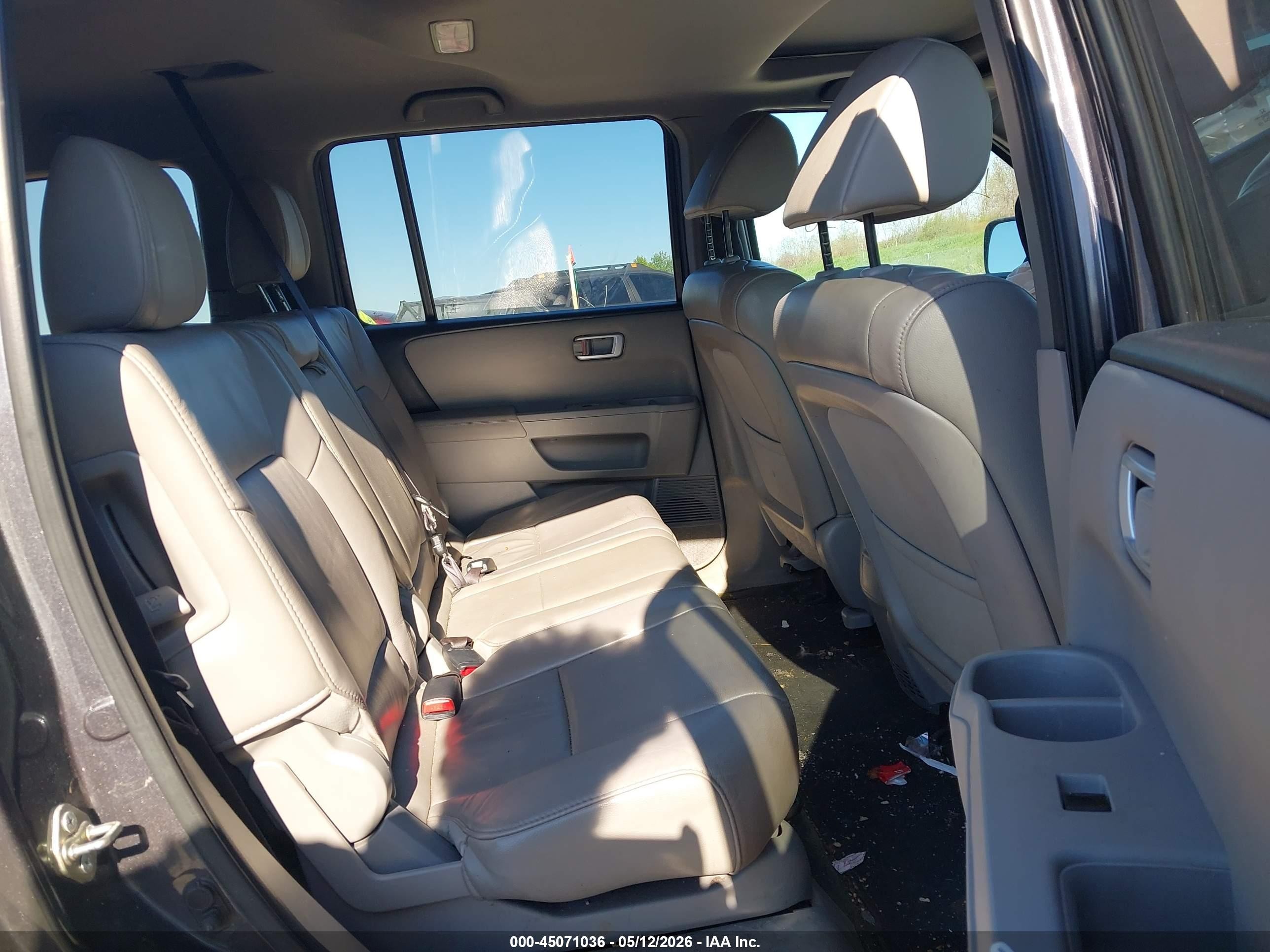 2014 Honda Pilot Ex-l Серый vin: 5FNYF4H58EB052851