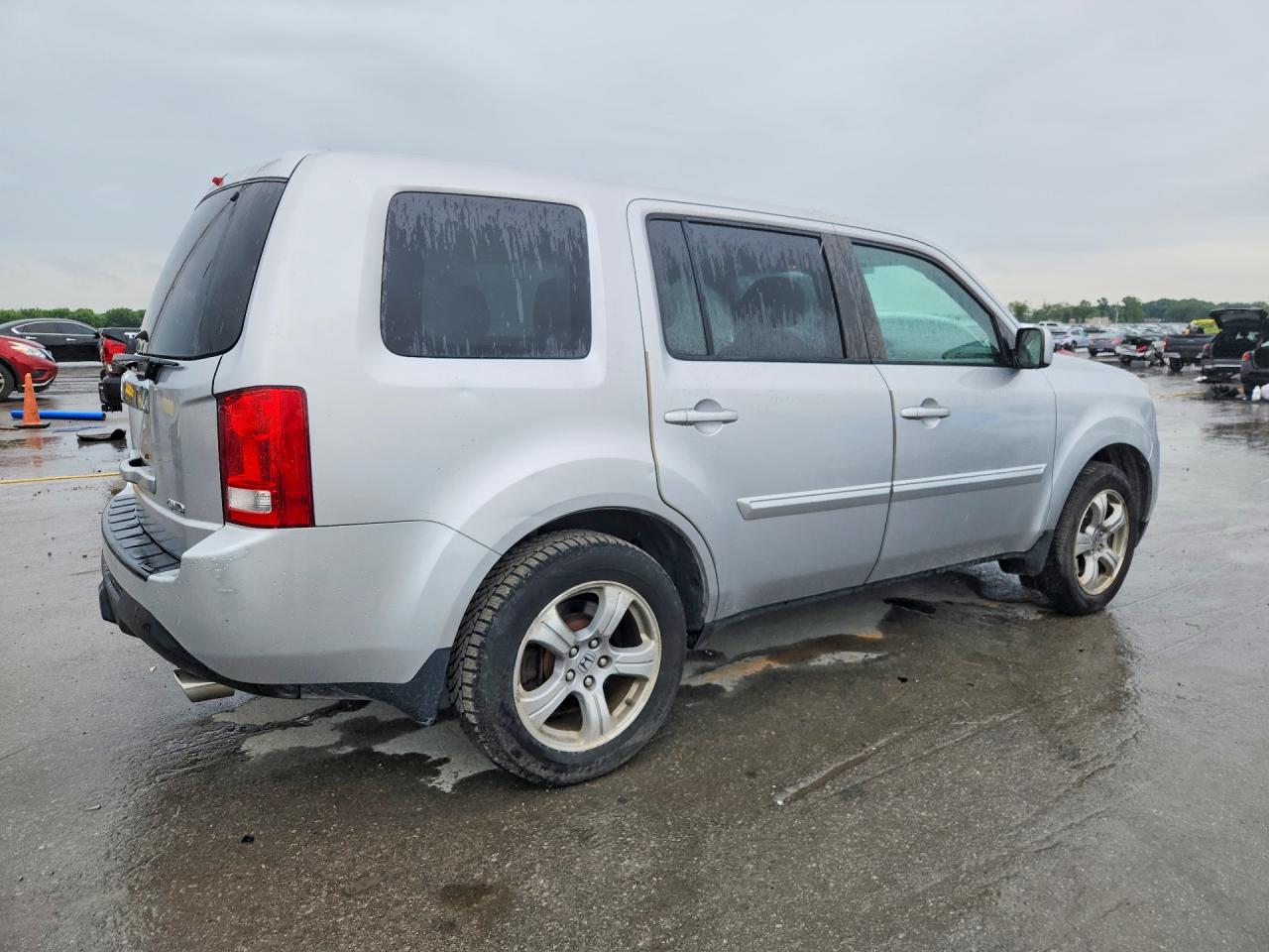 2015 Honda Pilot Exl Silver vin: 5FNYF4H58FB010990