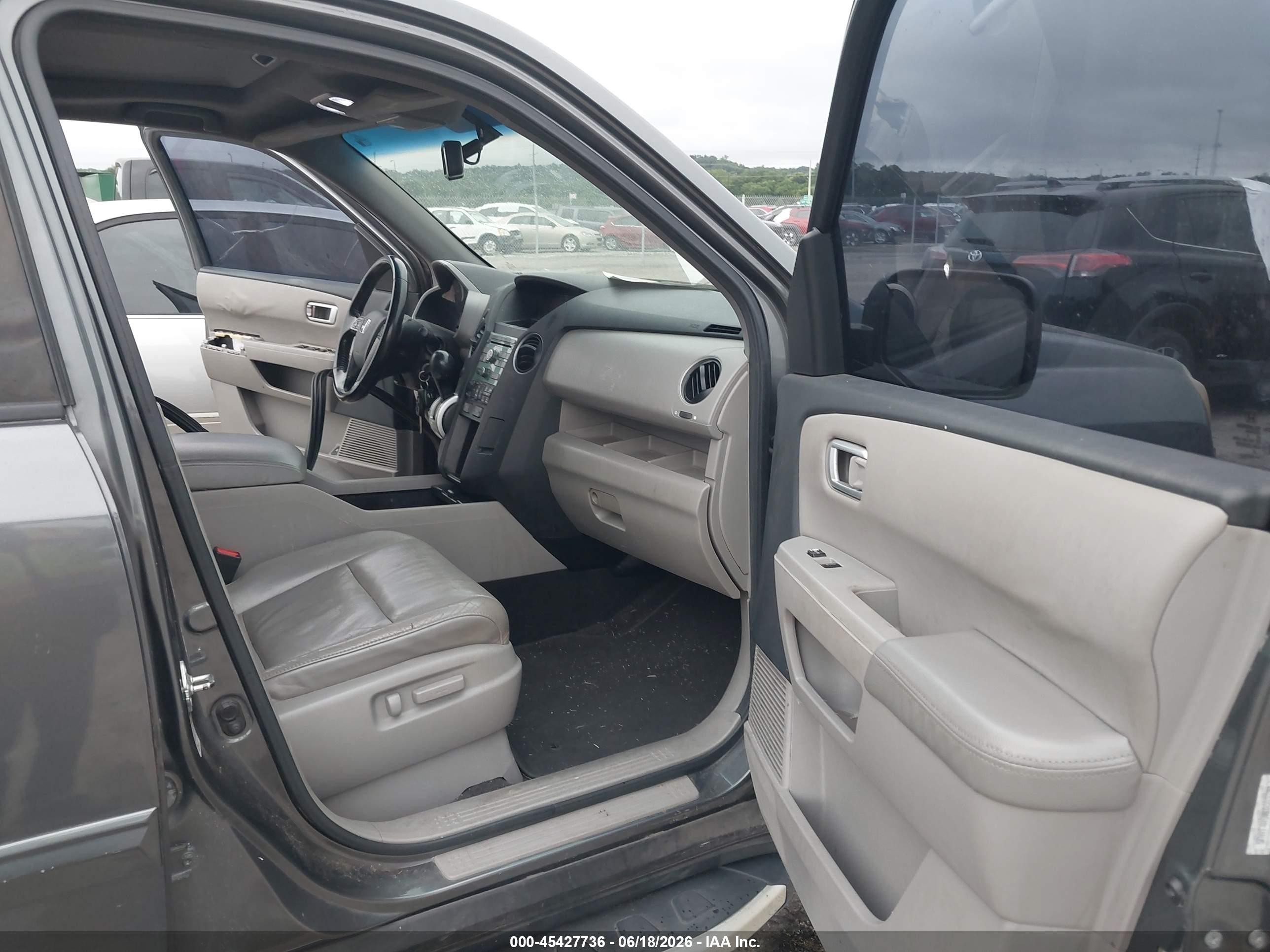 2011 Honda Pilot Ex-l Gray vin: 5FNYF4H59BB003783