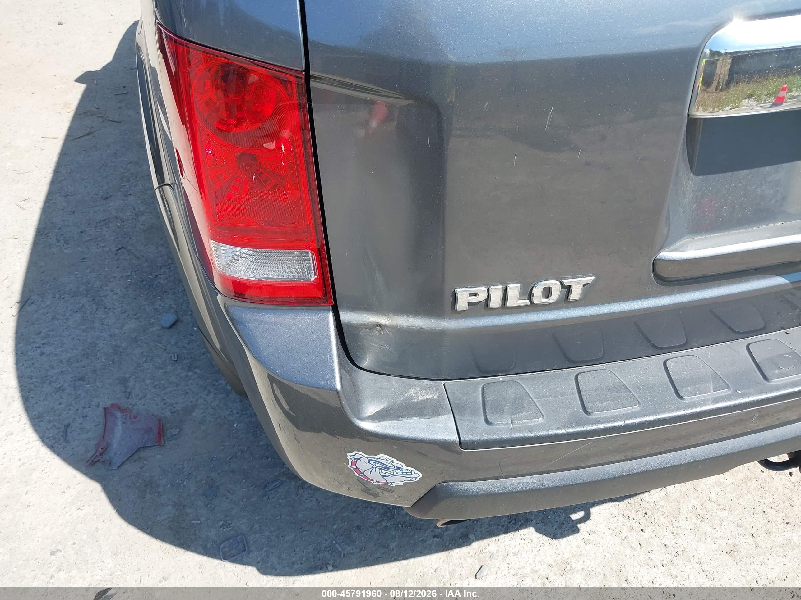 2011 Honda Pilot Ex-l Gray vin: 5FNYF4H59BB005713