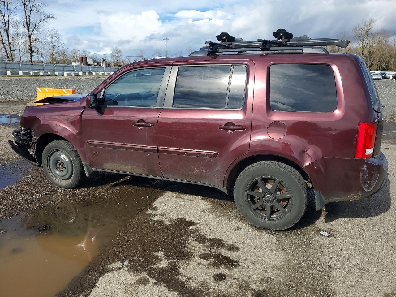 2011 Honda Pilot Exl Red vin: 5FNYF4H59BB019983