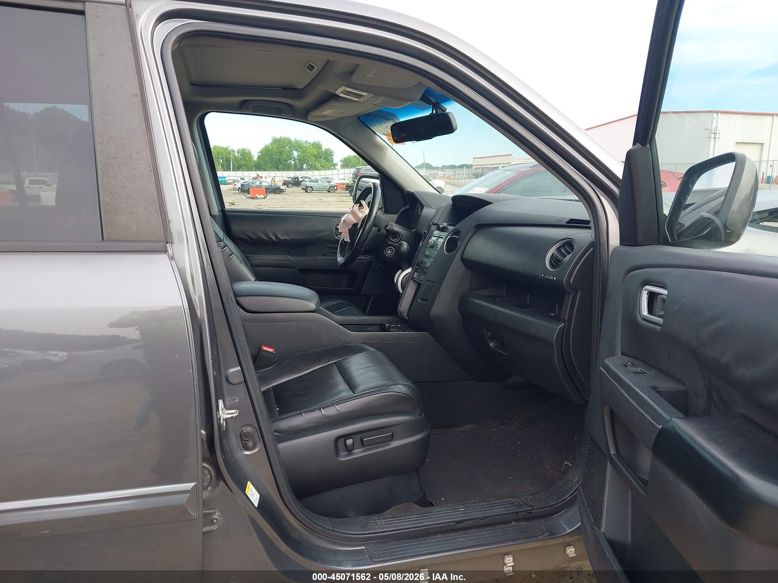 2011 Honda Pilot Ex-l Gray vin: 5FNYF4H59BB035794
