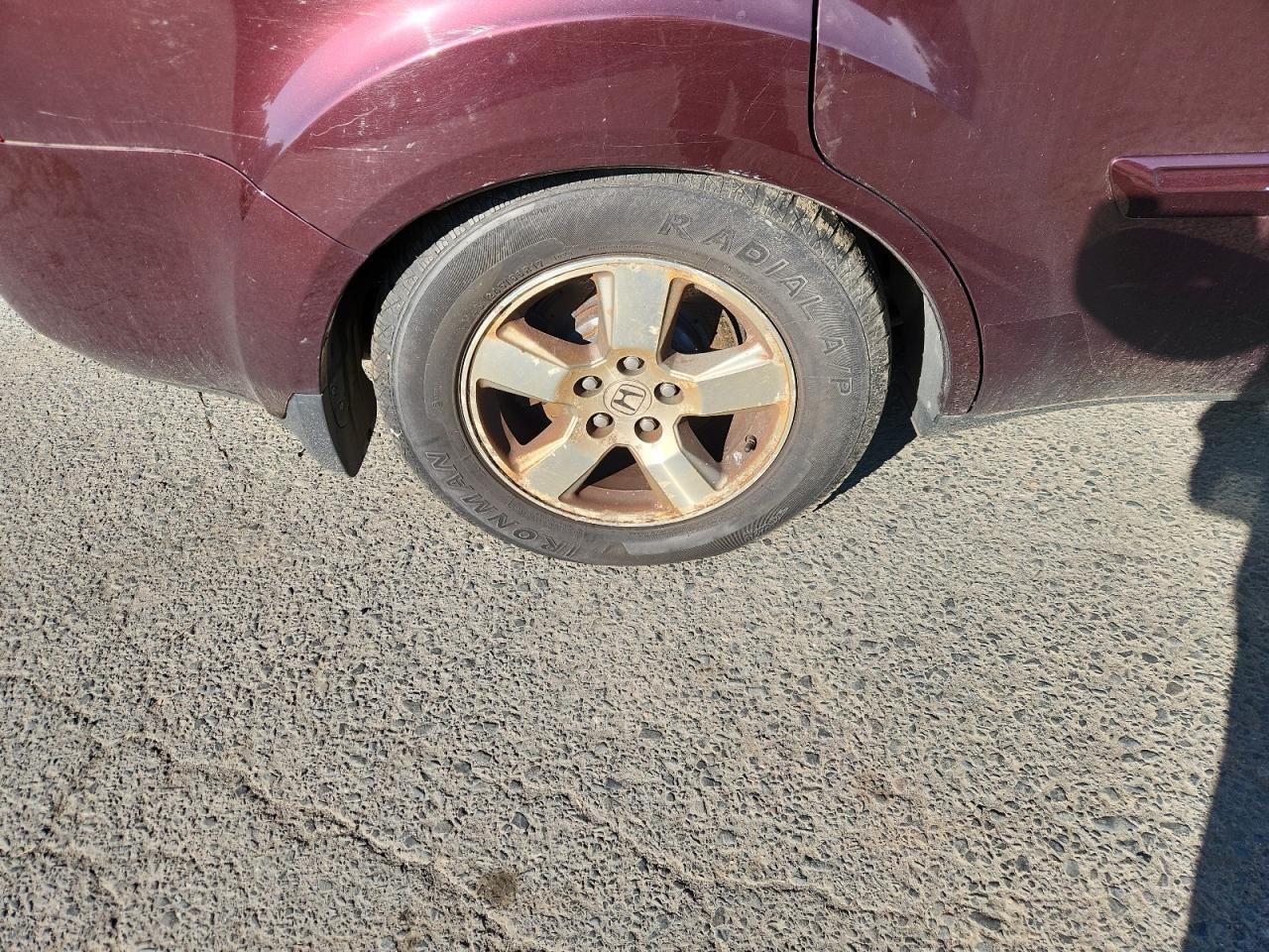 2011 Honda Pilot Exl Maroon vin: 5FNYF4H59BB071517 Damage: Right Rear Wheel, Corrosion, > 12 Inches