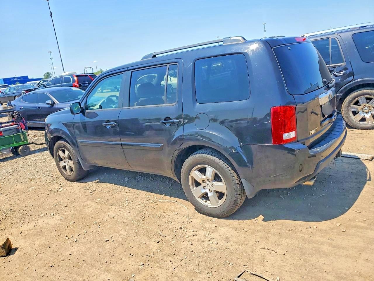 2011 Honda Pilot Exl Черный vin: 5FNYF4H59BB088348