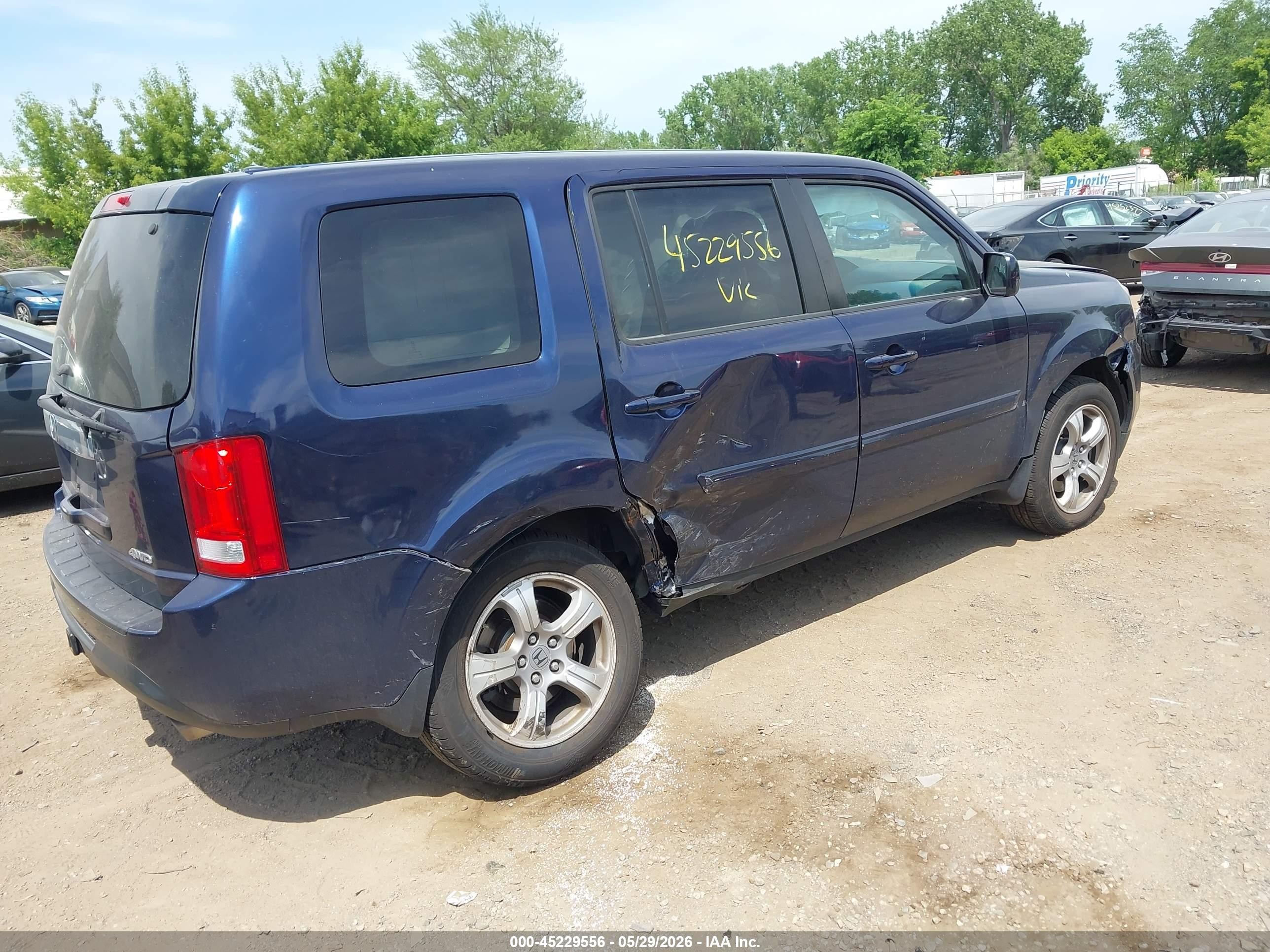 2013 Honda Pilot Ex-l Blue vin: 5FNYF4H59DB012566