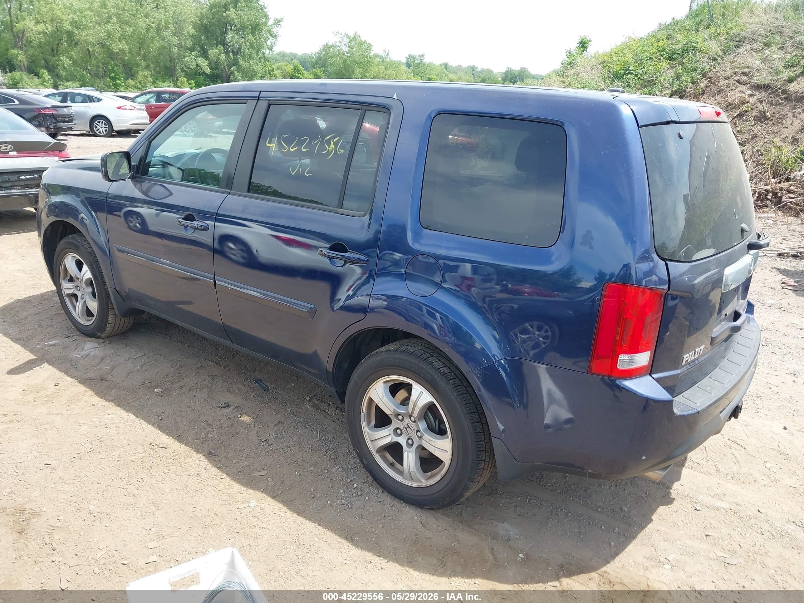 2013 Honda Pilot Ex-l Blue vin: 5FNYF4H59DB012566