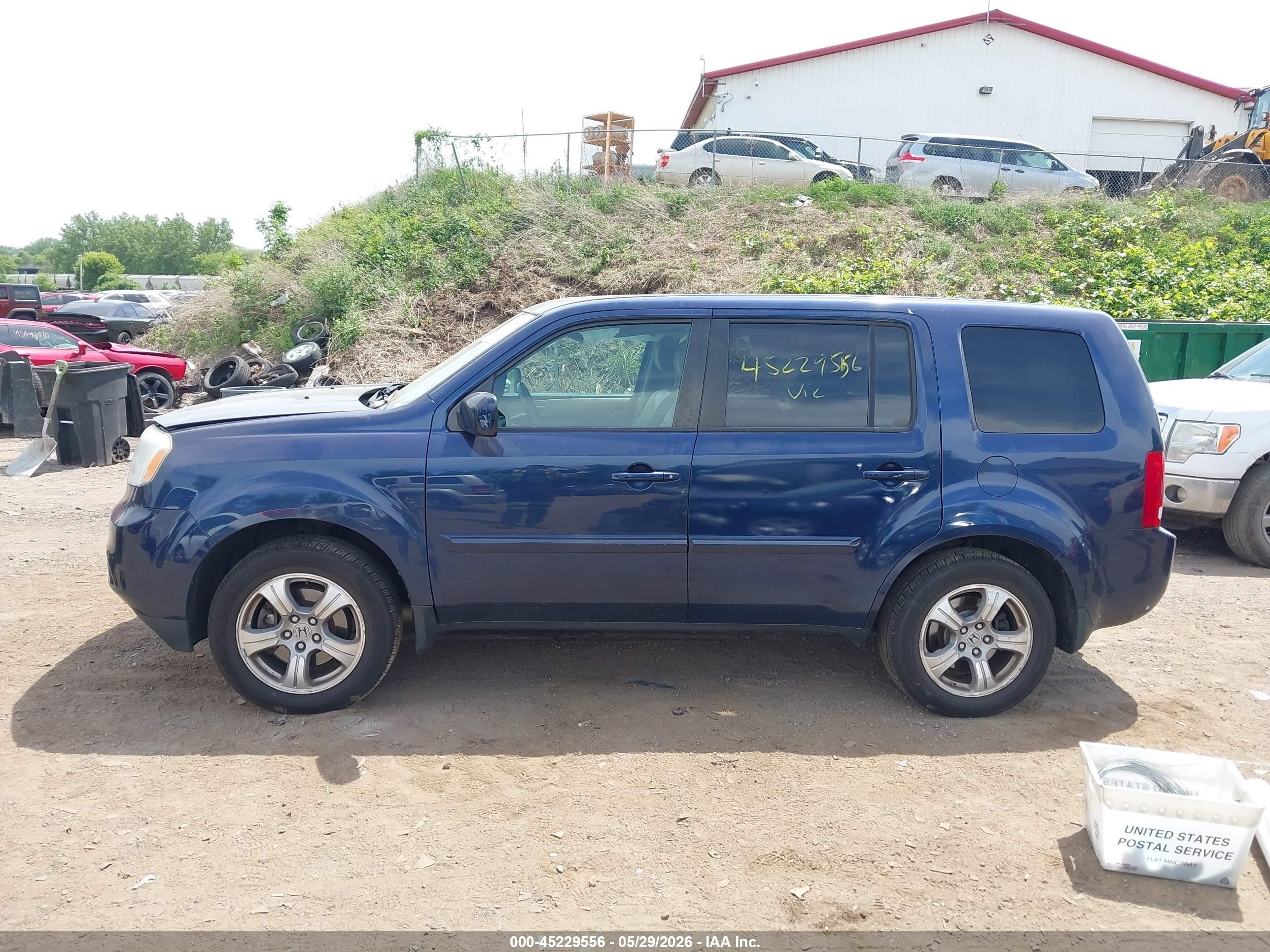 2013 Honda Pilot Ex-l Blue vin: 5FNYF4H59DB012566
