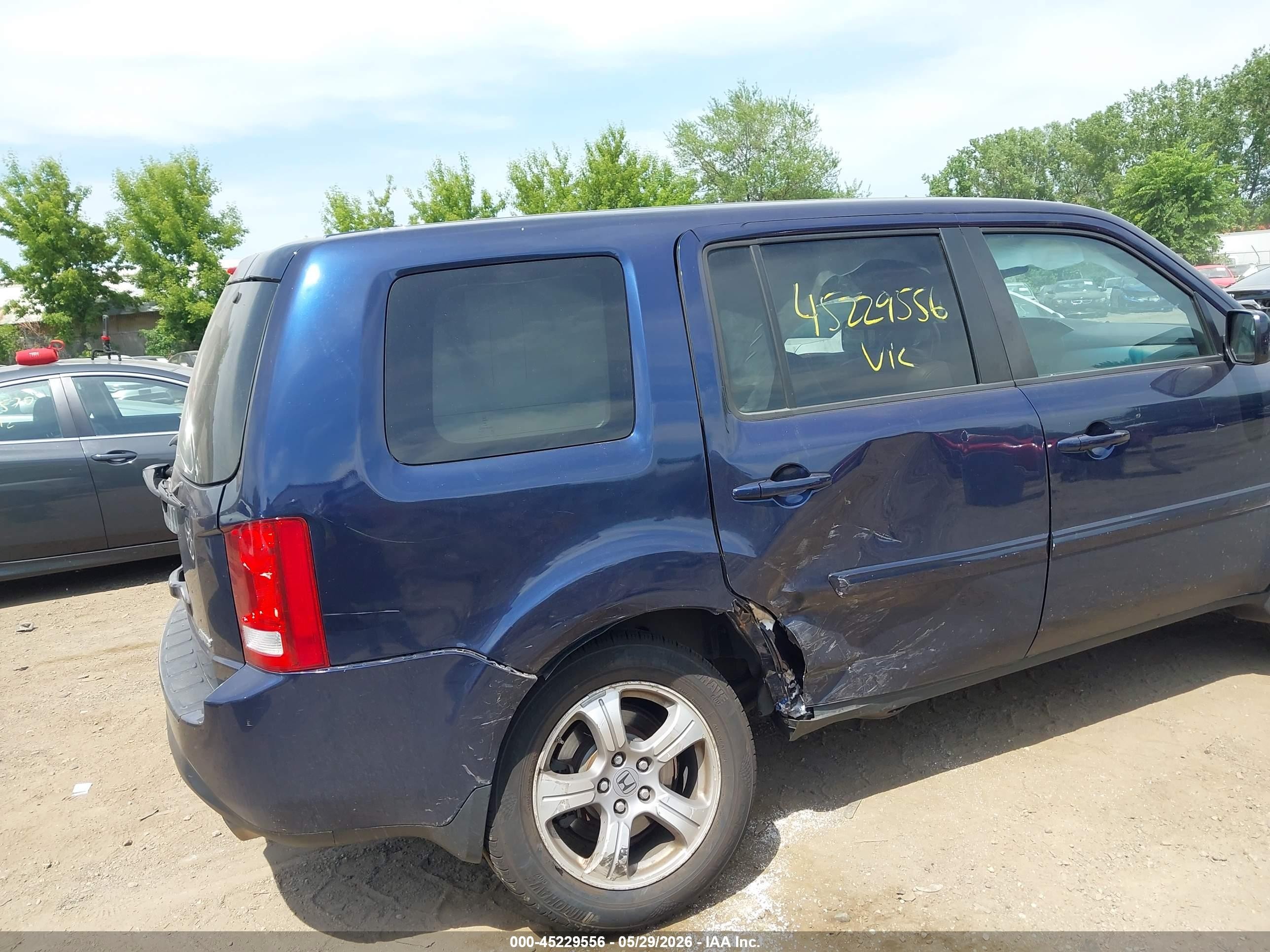 2013 Honda Pilot Ex-l Blue vin: 5FNYF4H59DB012566