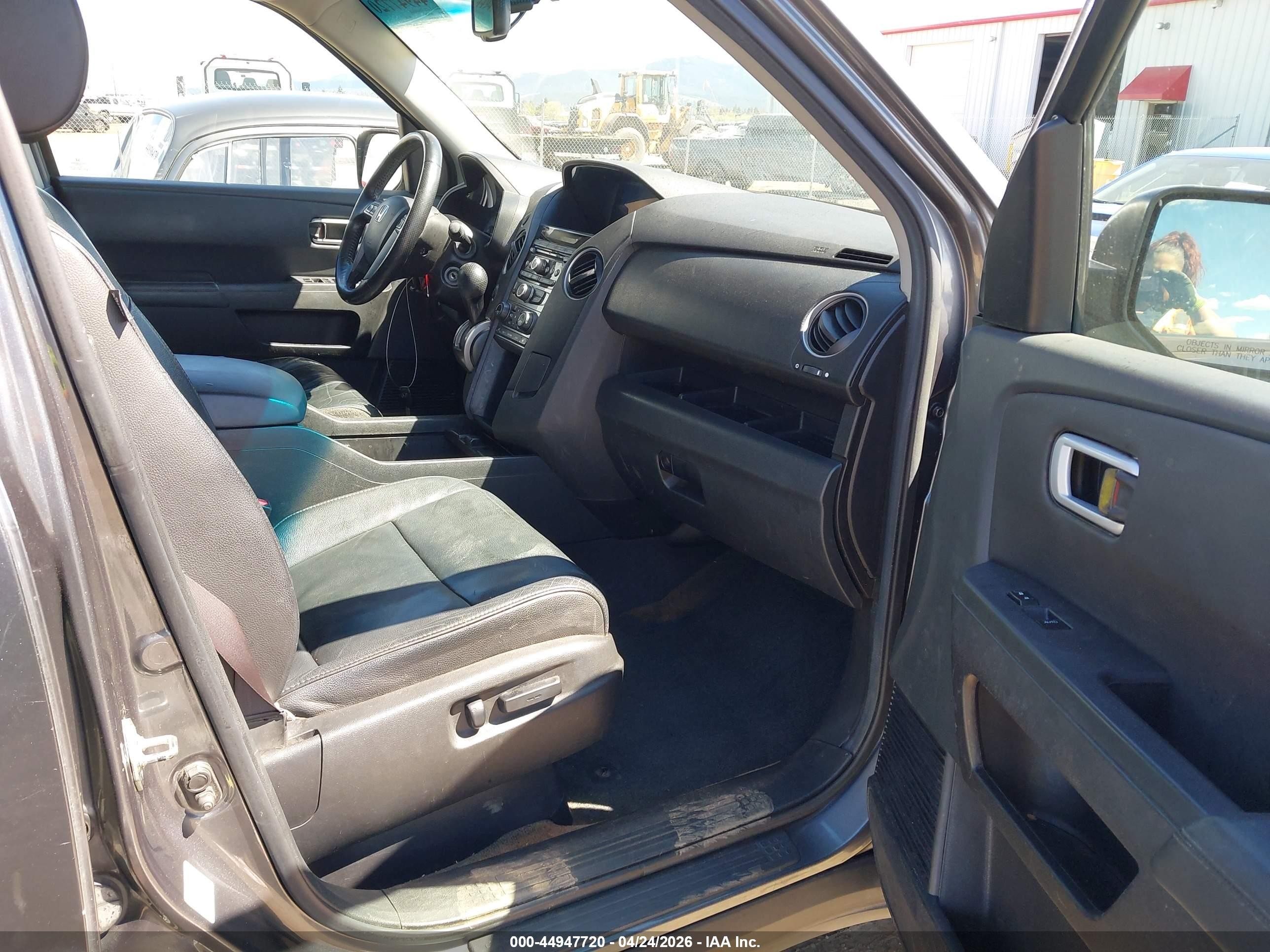 2013 Honda Pilot Ex-l Gray vin: 5FNYF4H59DB043011