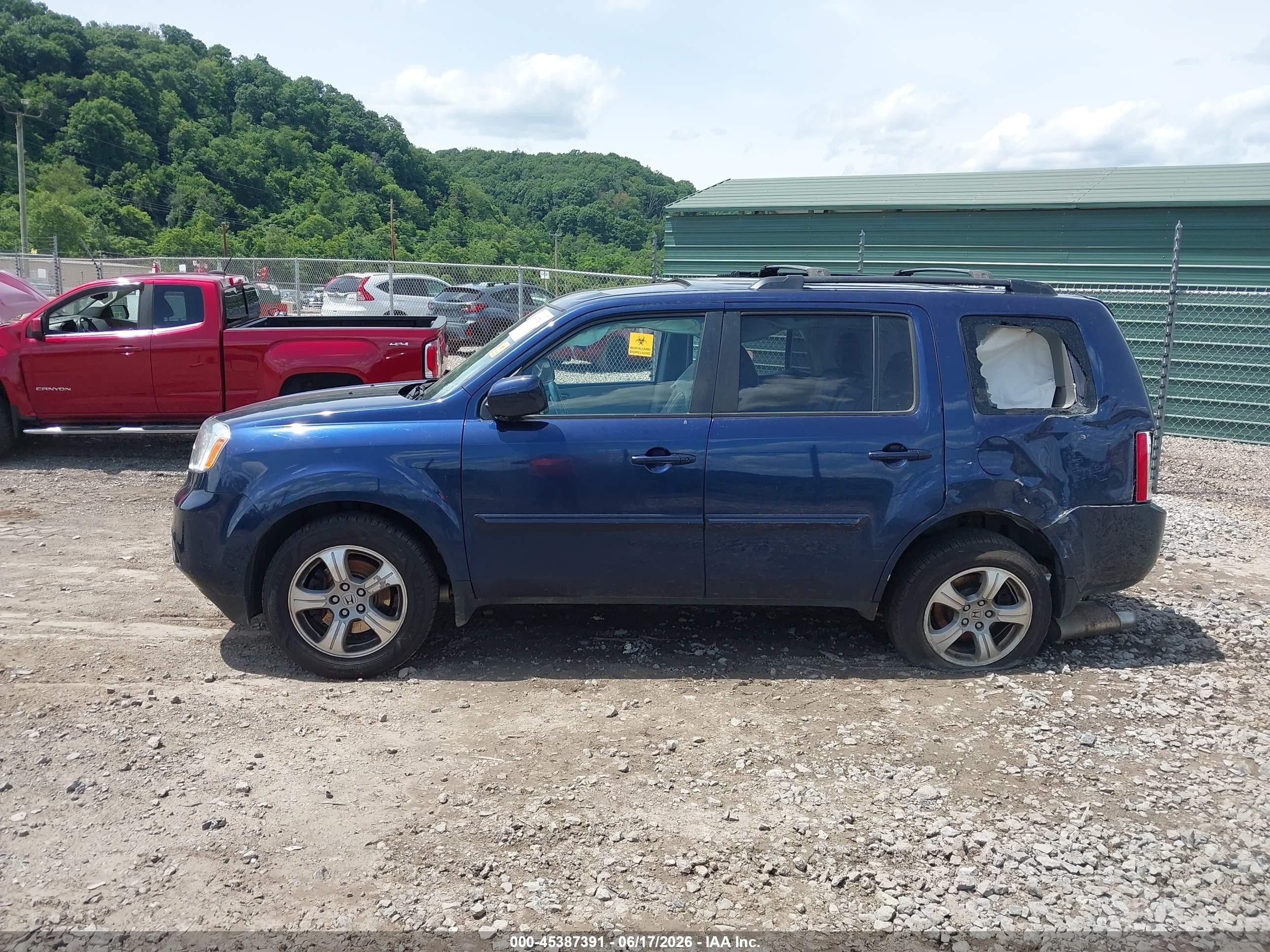 2013 Honda Pilot Ex-l Blue vin: 5FNYF4H59DB069334