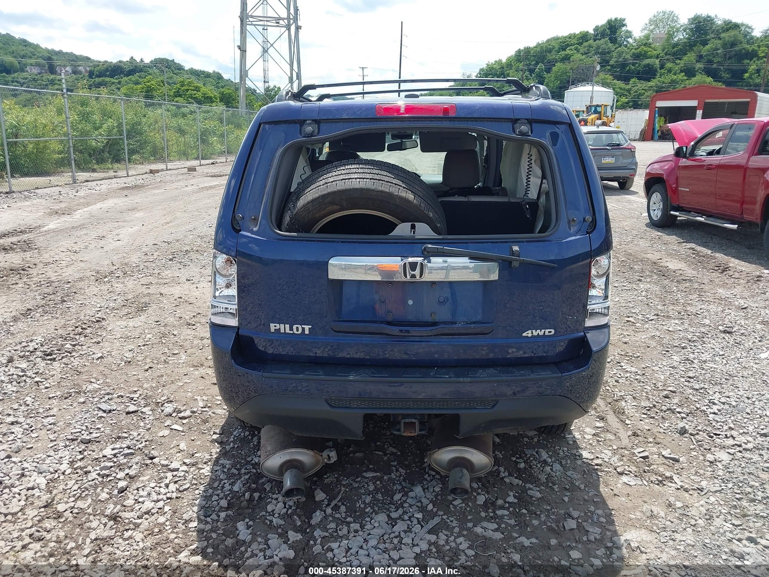 2013 Honda Pilot Ex-l Blue vin: 5FNYF4H59DB069334