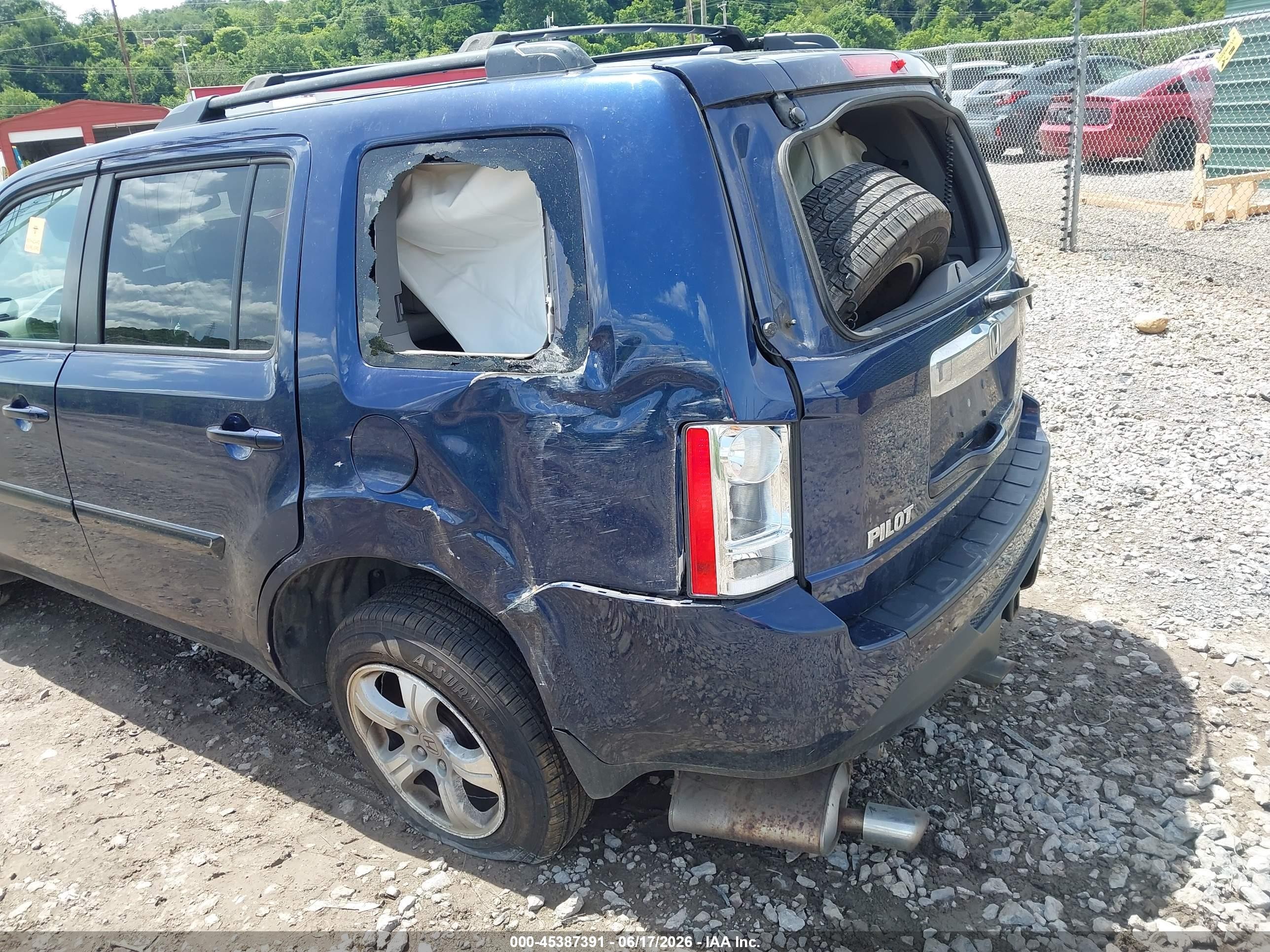 2013 Honda Pilot Ex-l Blue vin: 5FNYF4H59DB069334