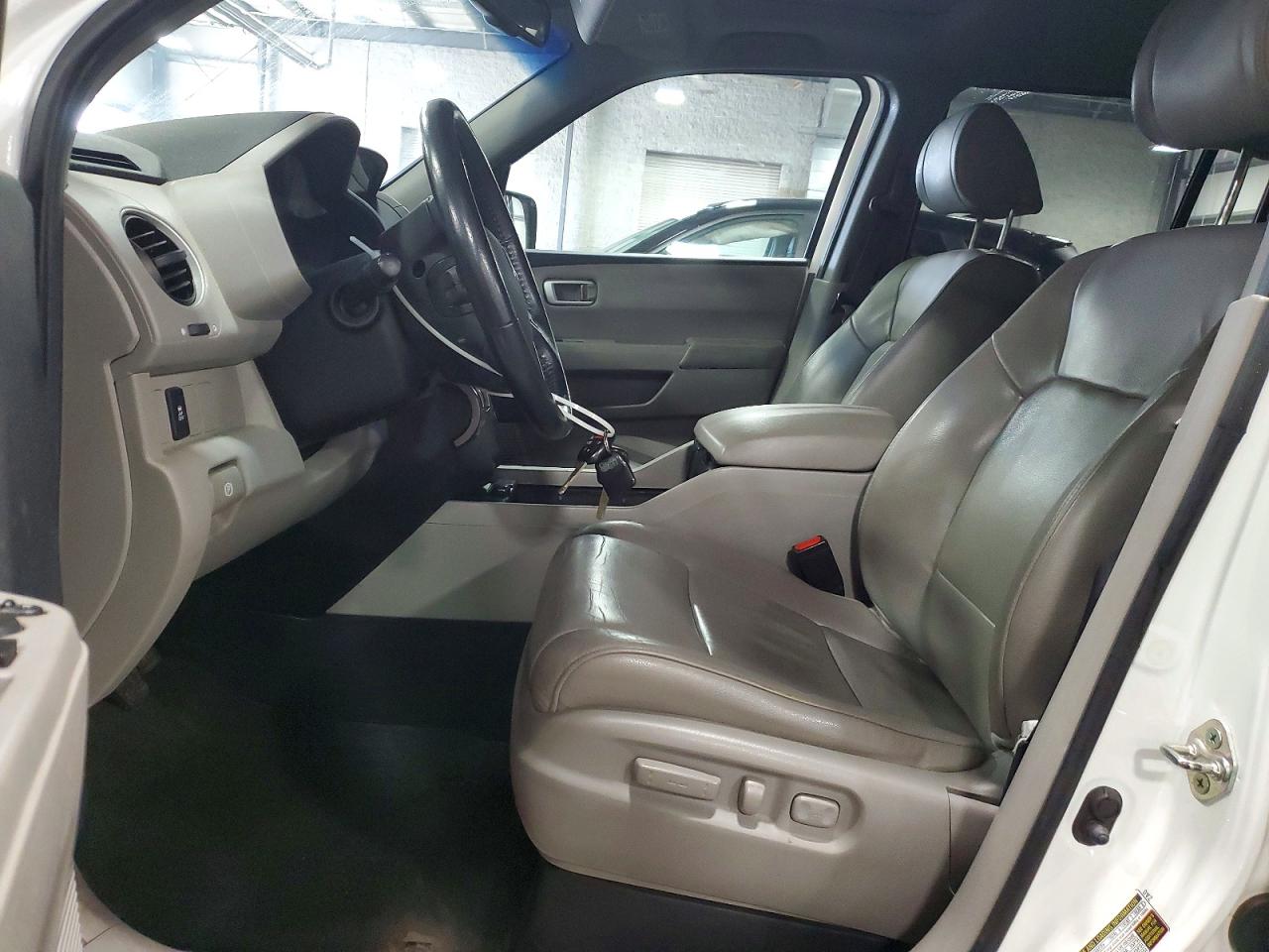 2014 Honda Pilot Exl Белый vin: 5FNYF4H59EB013444
