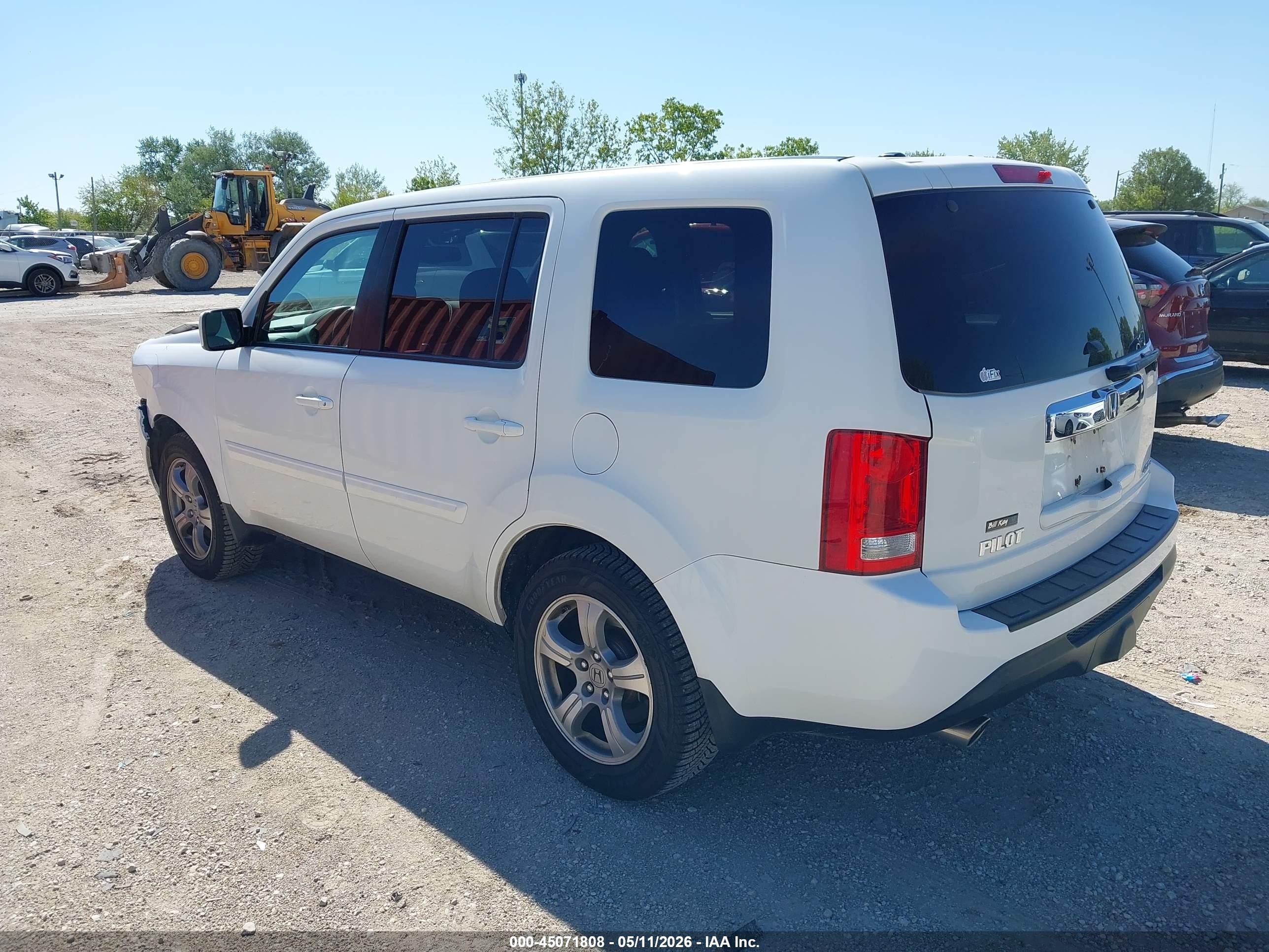 2015 Honda Pilot Ex-l White vin: 5FNYF4H59FB061236