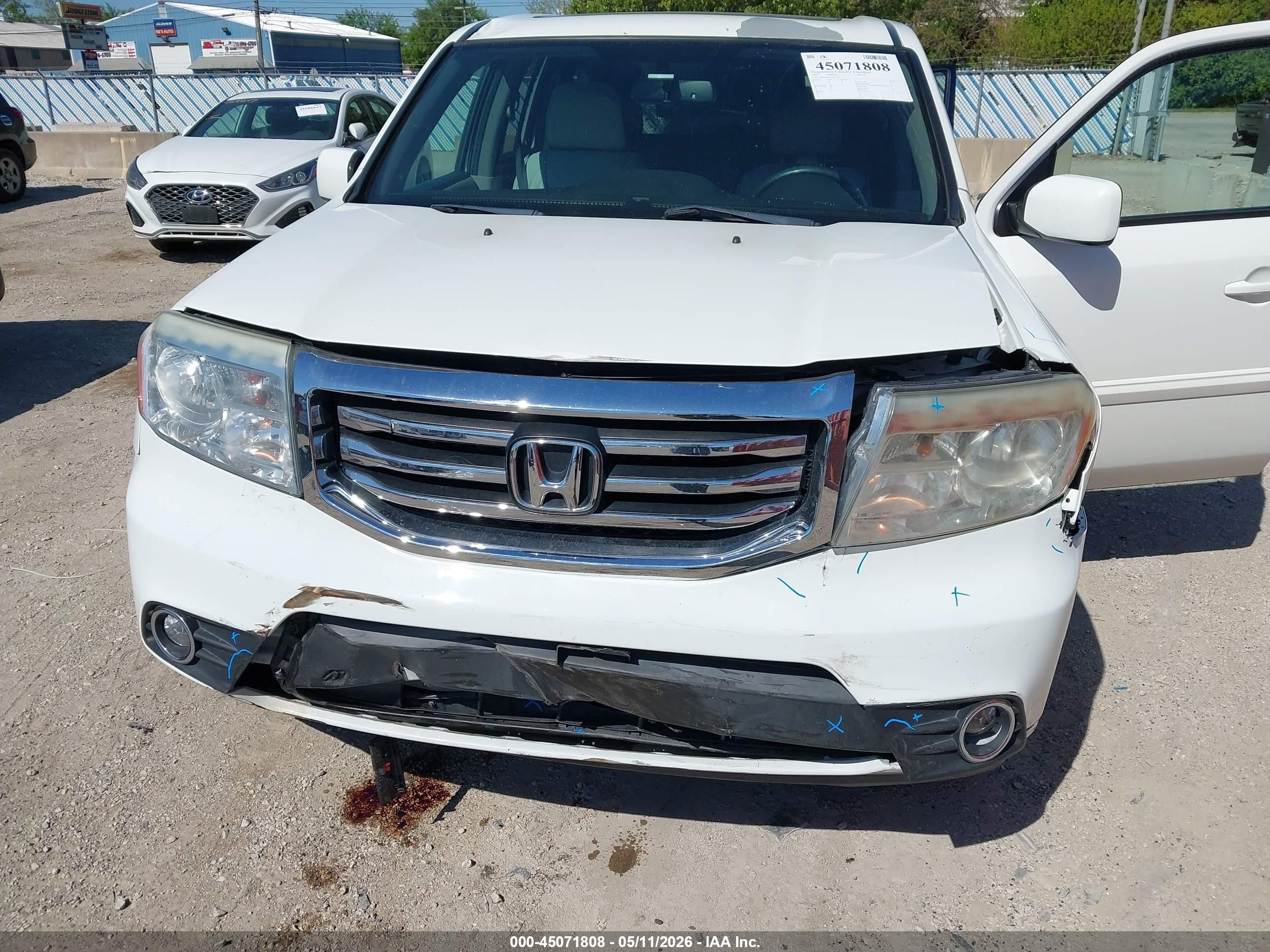 2015 Honda Pilot Ex-l White vin: 5FNYF4H59FB061236