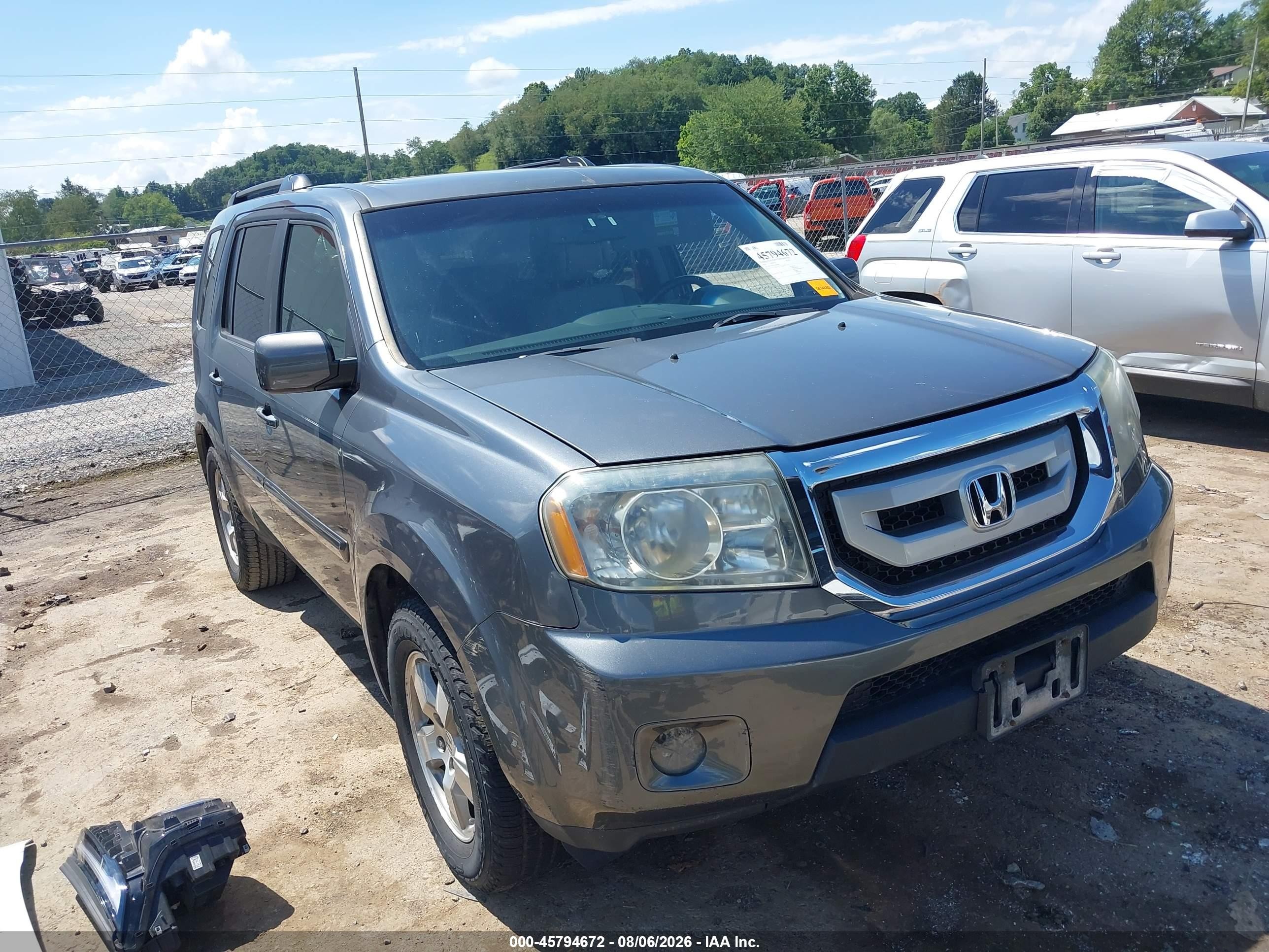 2010 Honda Pilot Ex-l Gray vin: 5FNYF4H5XAB008408