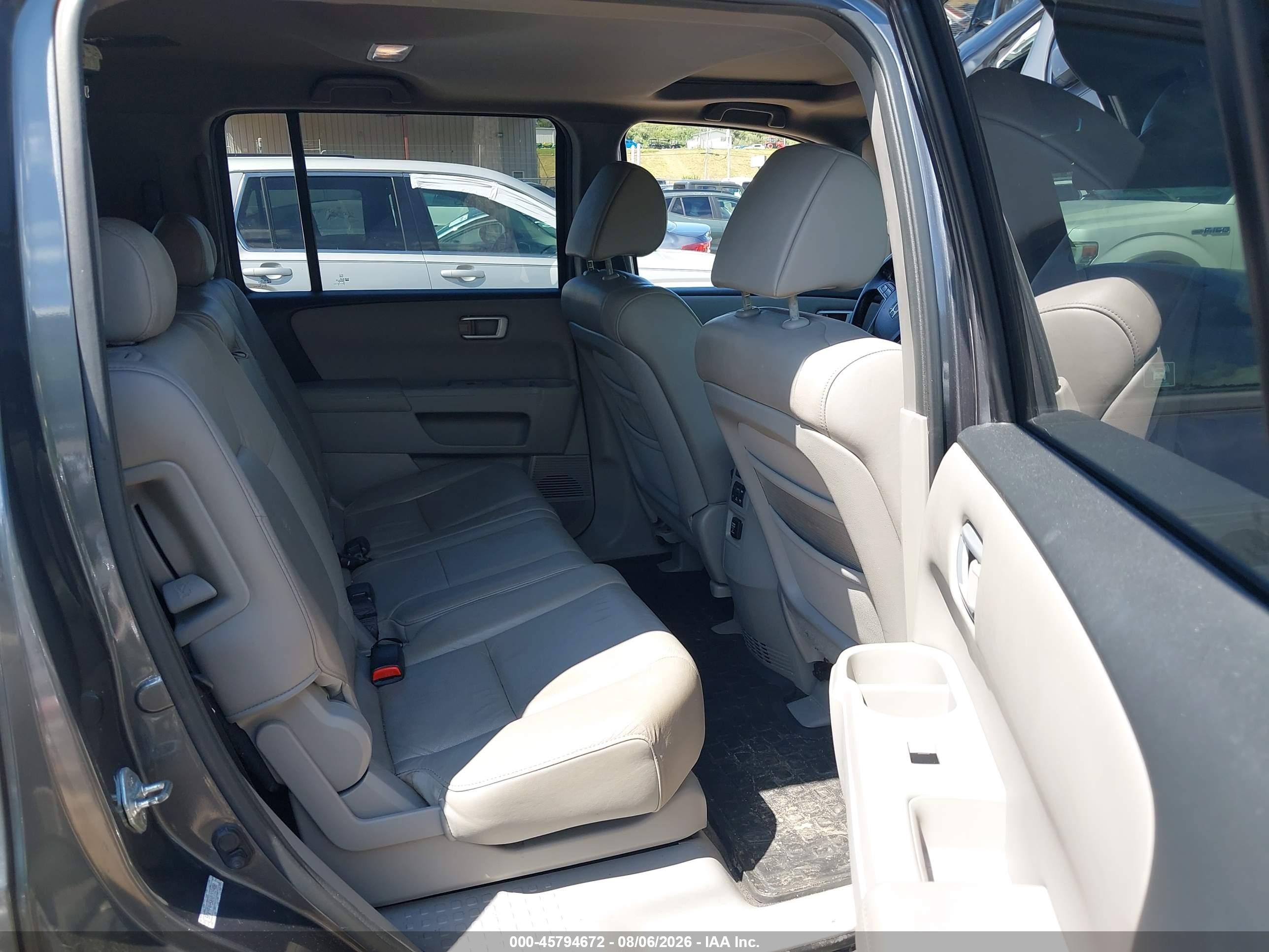 2010 Honda Pilot Ex-l Gray vin: 5FNYF4H5XAB008408