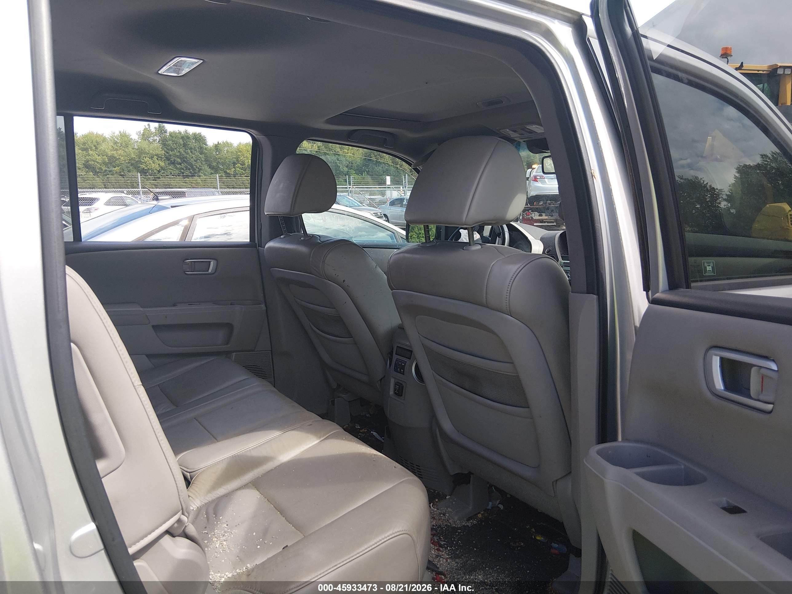 2011 Honda Pilot Ex-l Gray vin: 5FNYF4H5XBB012105