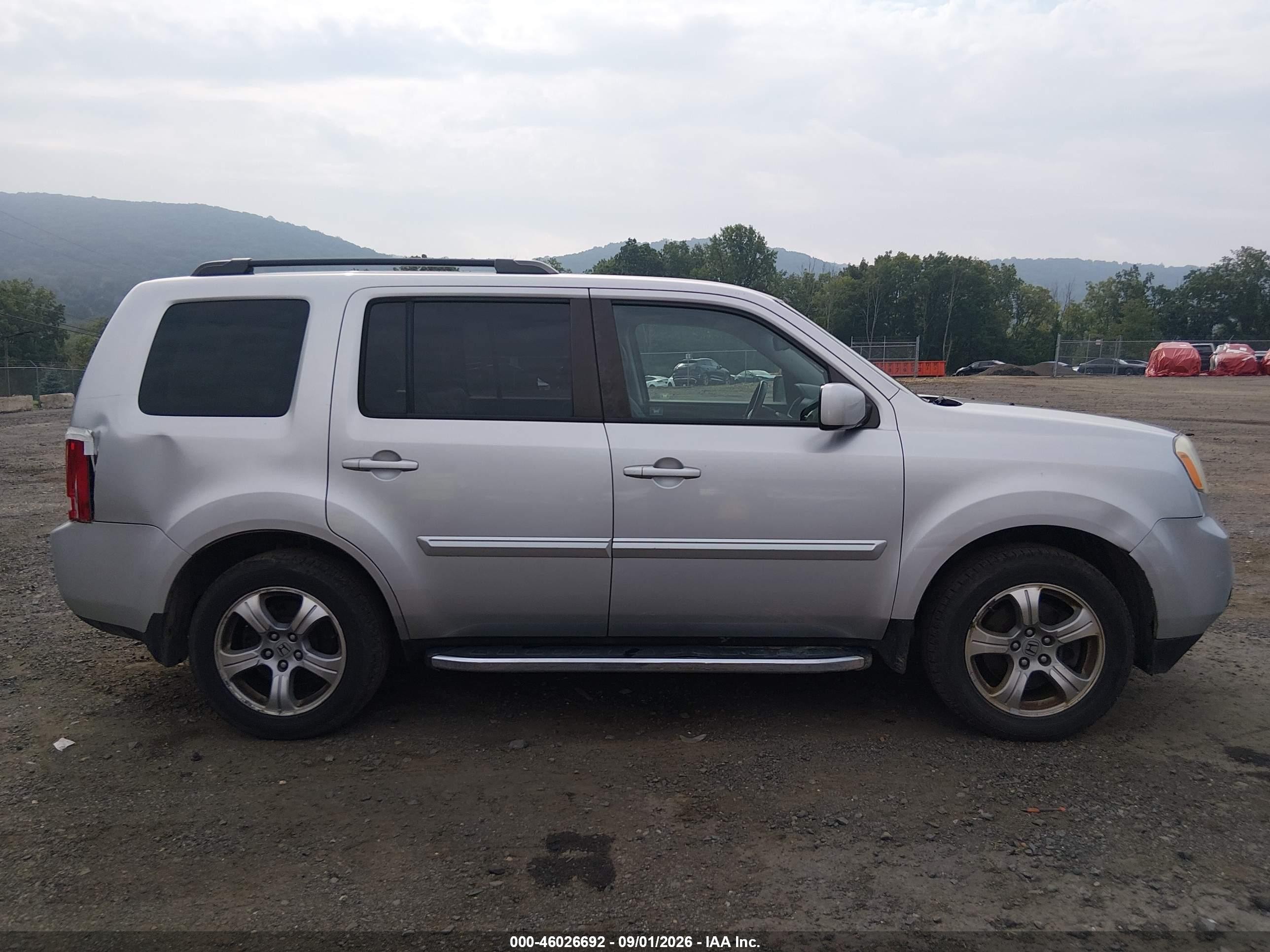 2012 Honda Pilot Ex-l Silver vin: 5FNYF4H5XCB076369