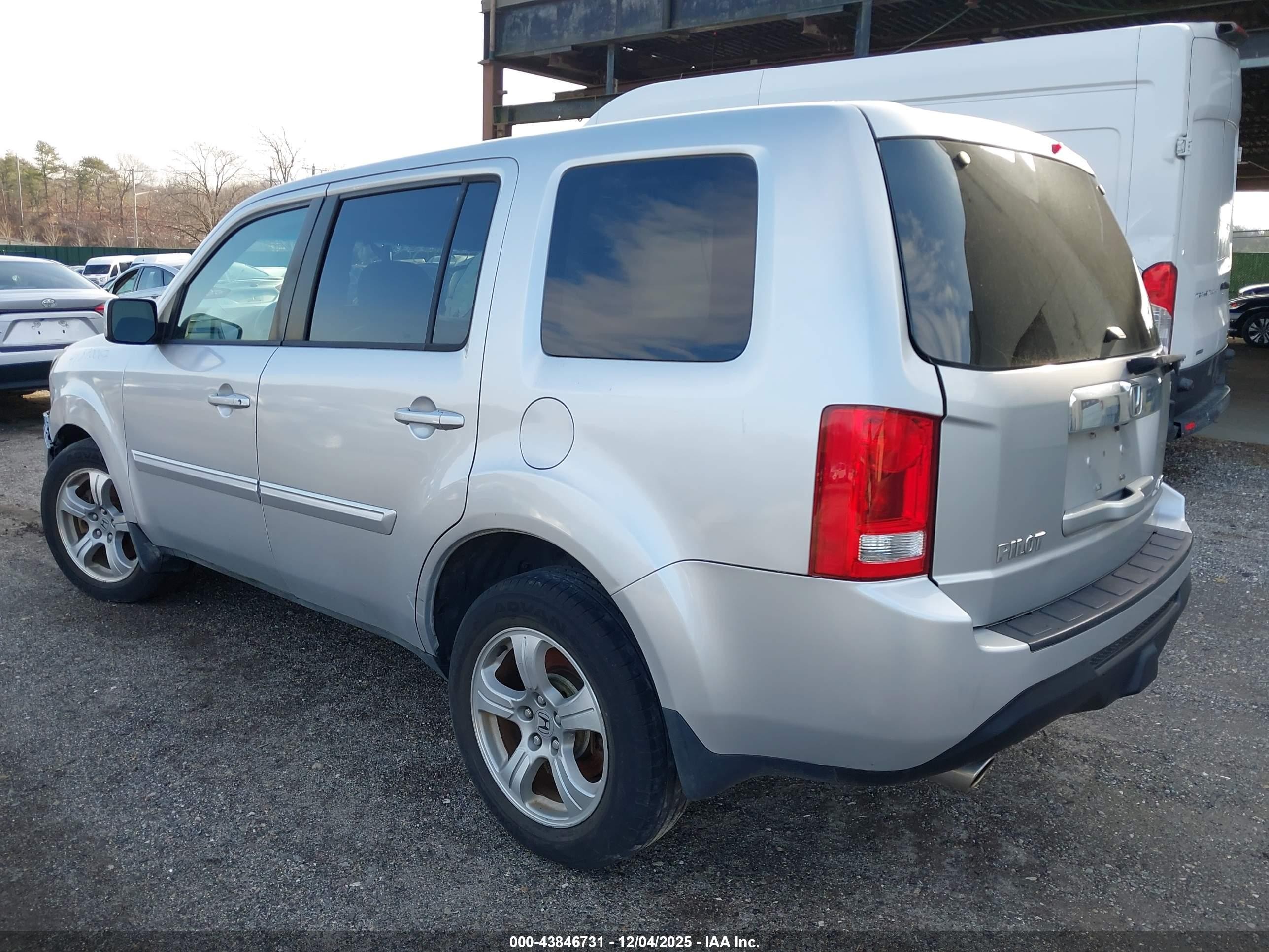 2013 Honda Pilot Ex-l Silver vin: 5FNYF4H5XDB037220