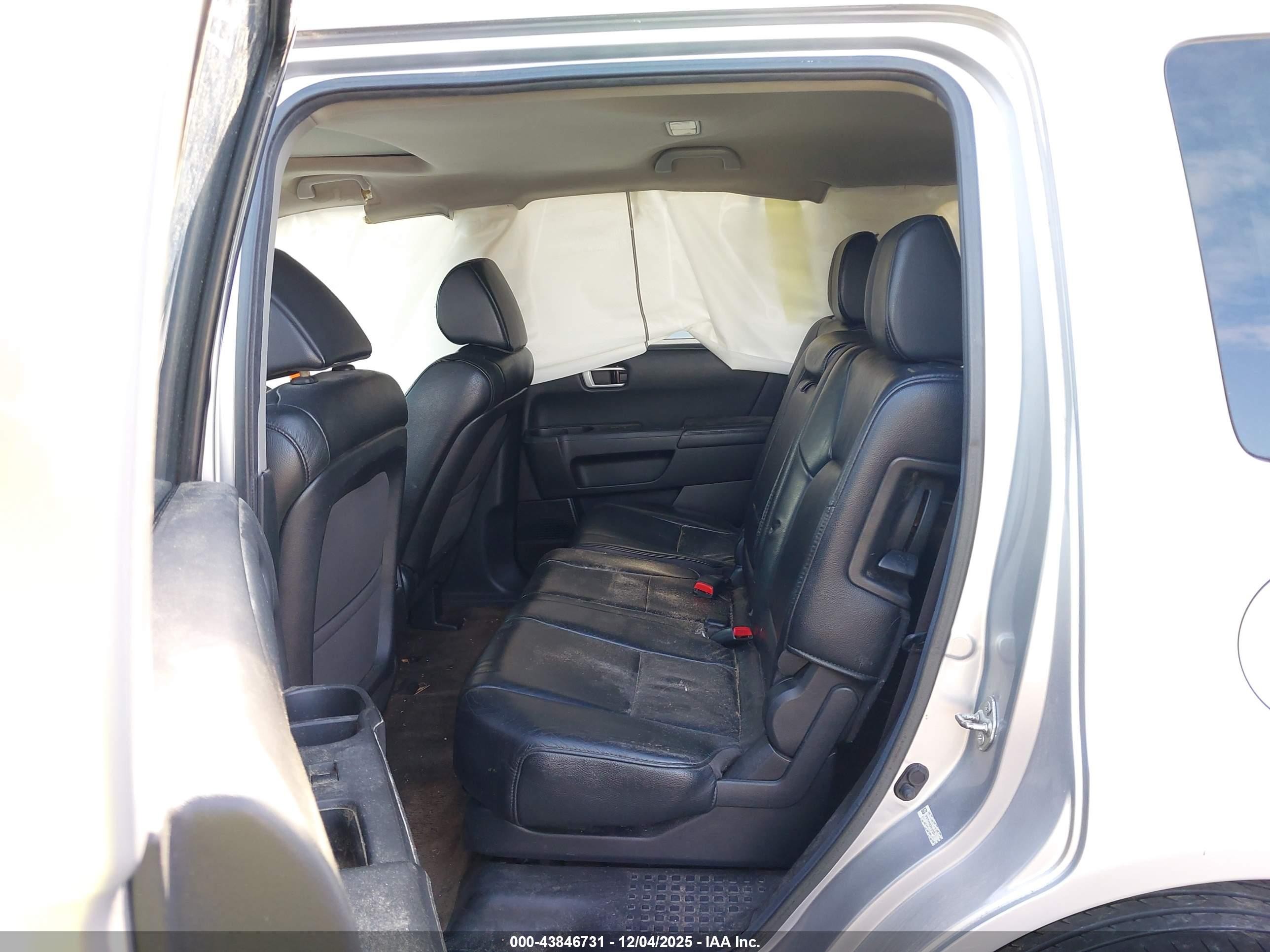 2013 Honda Pilot Ex-l Silver vin: 5FNYF4H5XDB037220