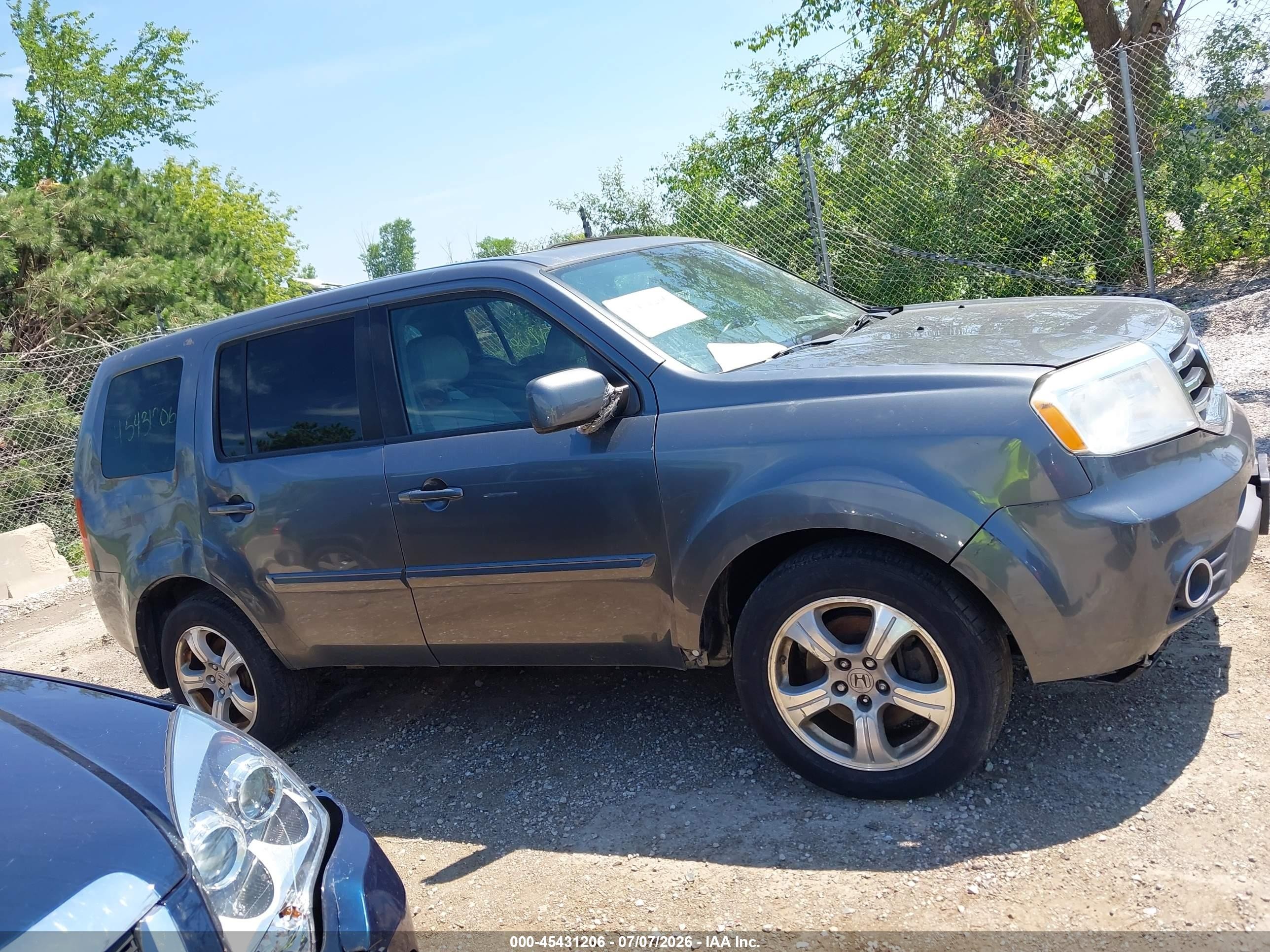 2013 Honda Pilot Ex-l Gray vin: 5FNYF4H5XDB047049