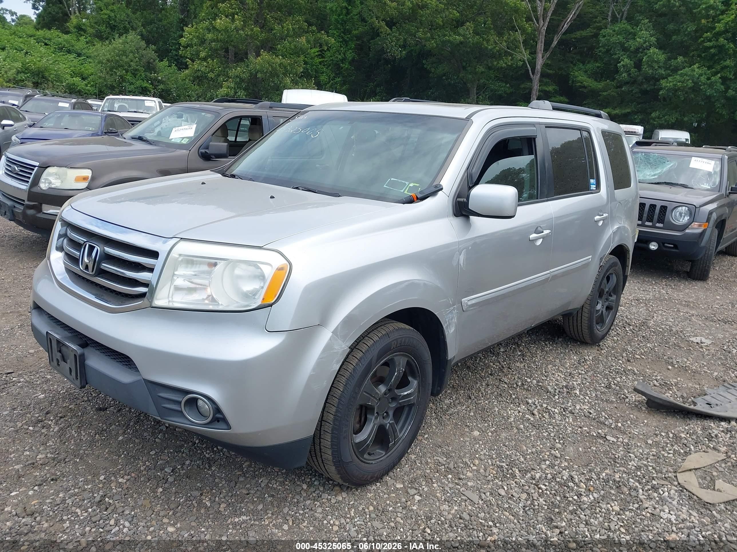 2013 Honda Pilot Ex-l Серебряный vin: 5FNYF4H5XDB069729