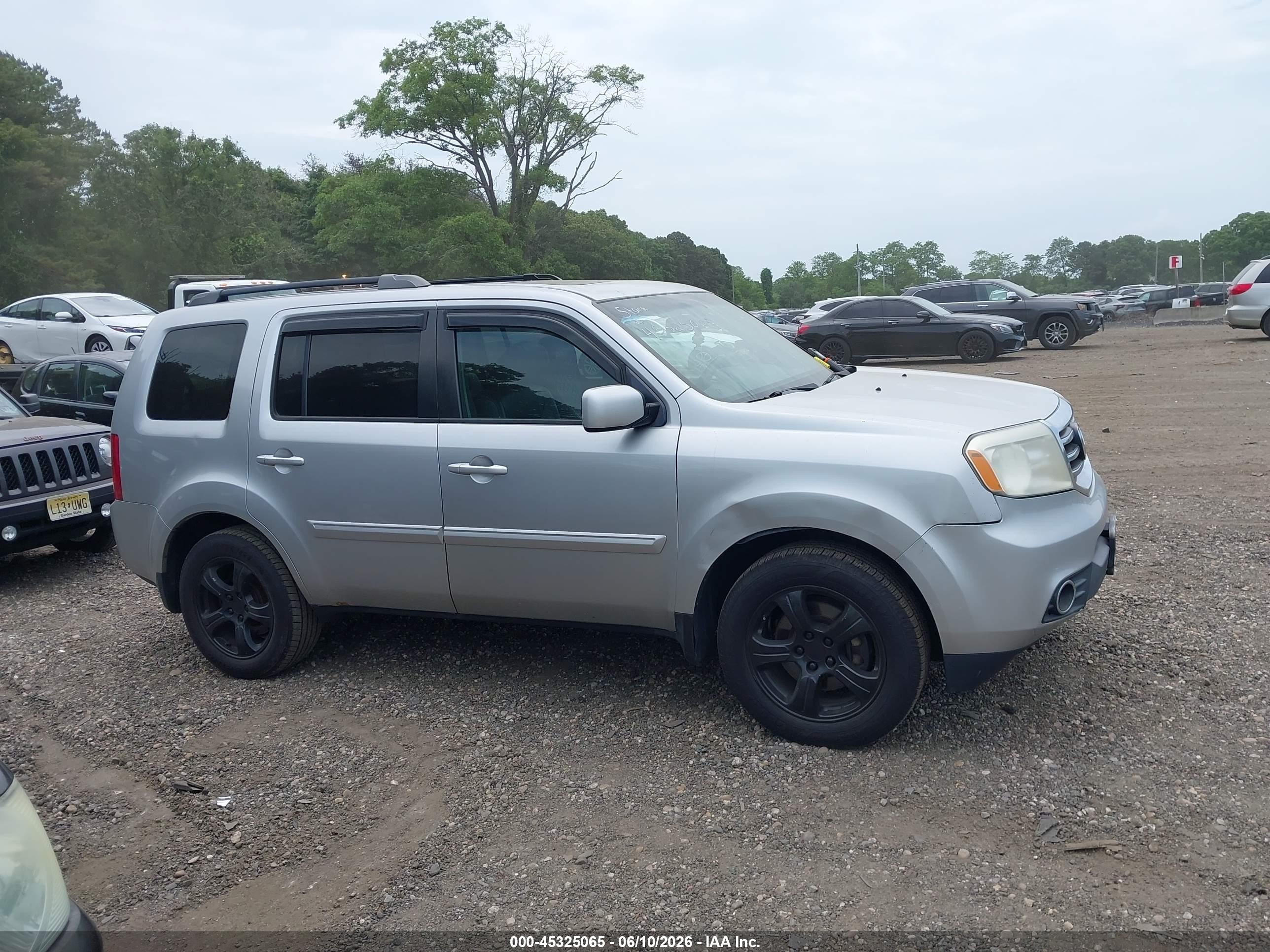 2013 Honda Pilot Ex-l Серебряный vin: 5FNYF4H5XDB069729