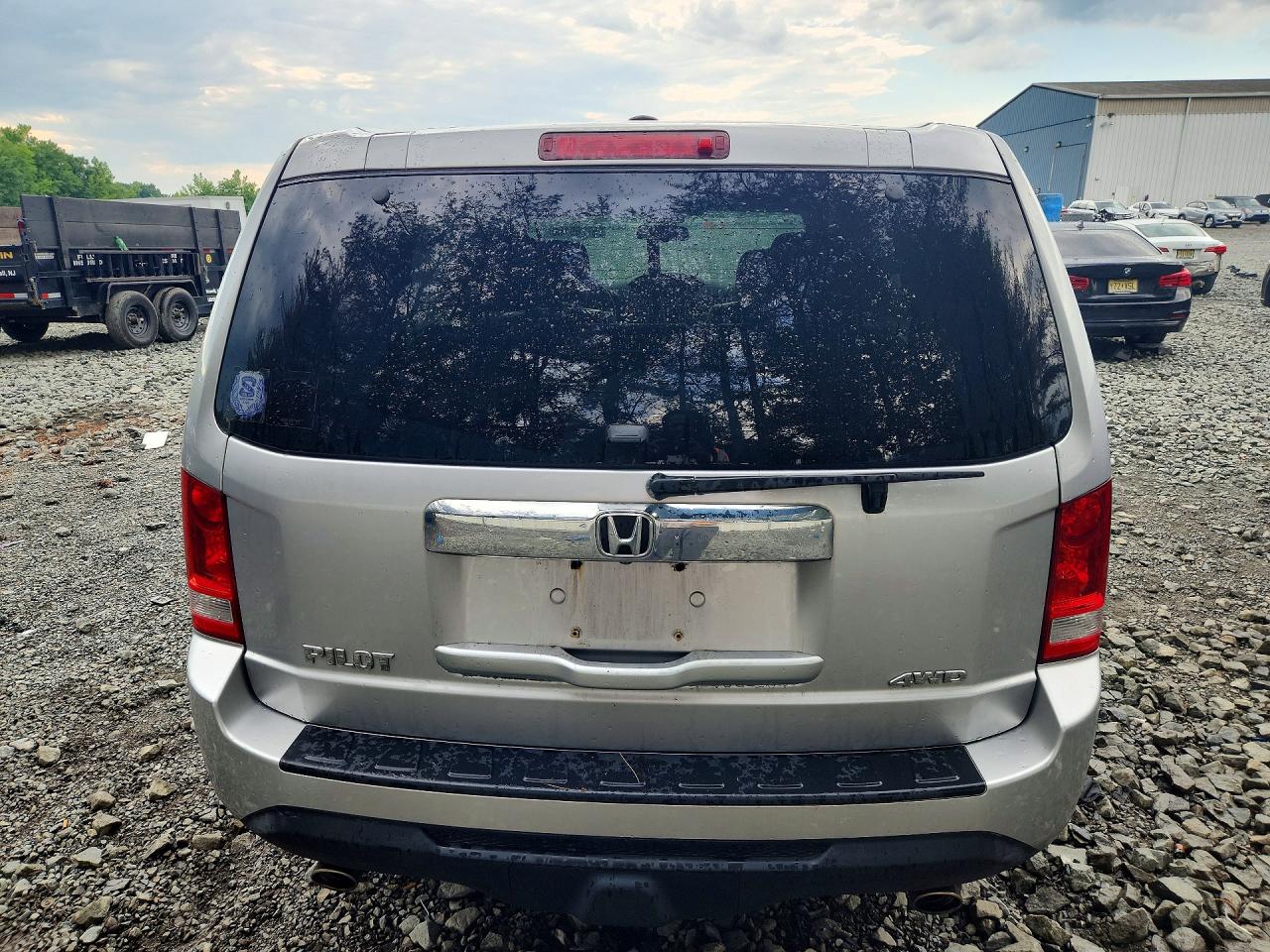 2015 Honda Pilot Exl Silver vin: 5FNYF4H5XFB035115