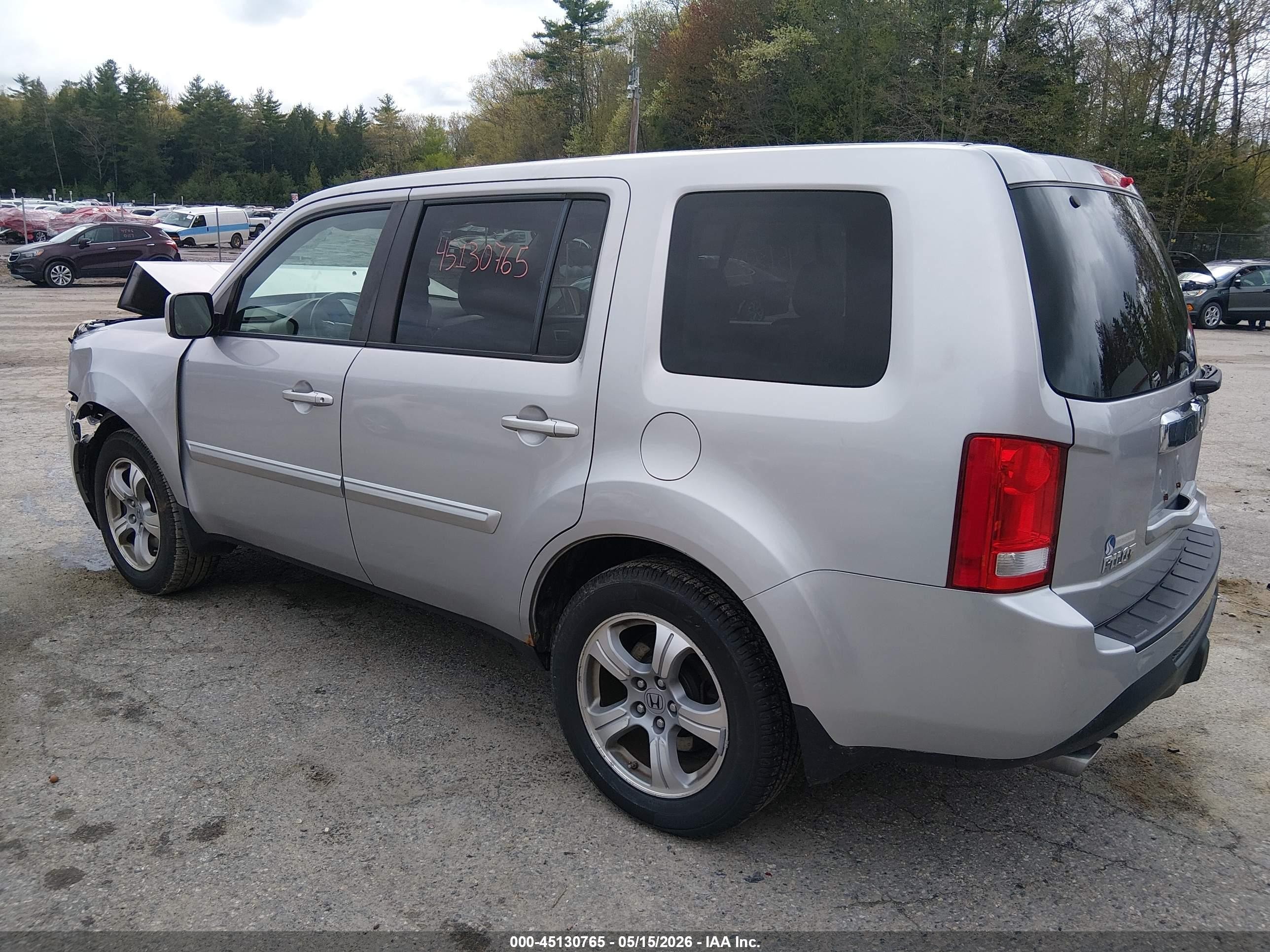 2015 Honda Pilot Ex-l Silver vin: 5FNYF4H5XFB060709