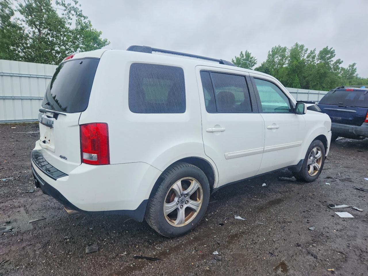 2012 Honda Pilot Exl White vin: 5FNYF4H60CB008882