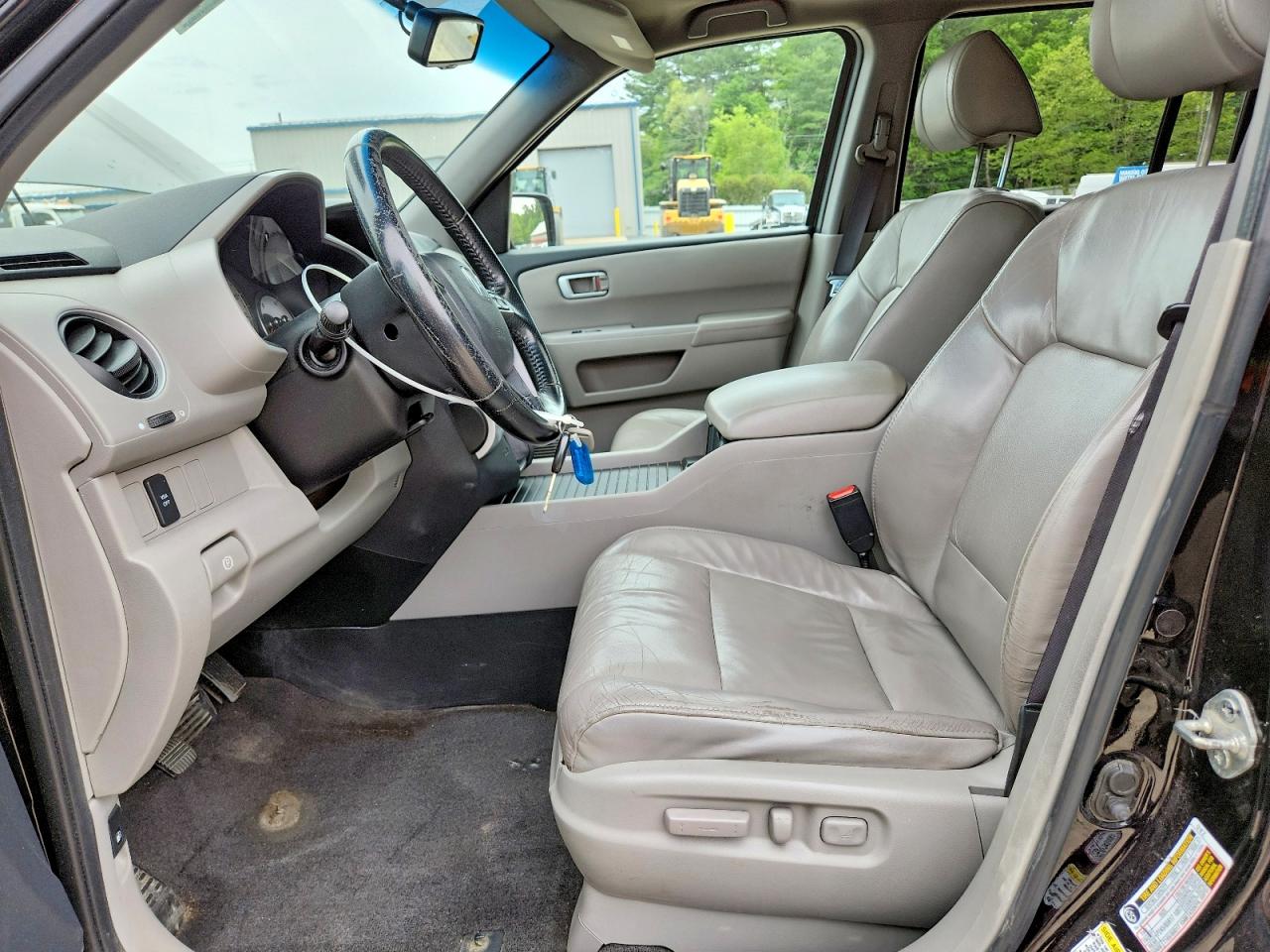 2011 Honda Pilot Black vin: 5FNYF4H62BB081587