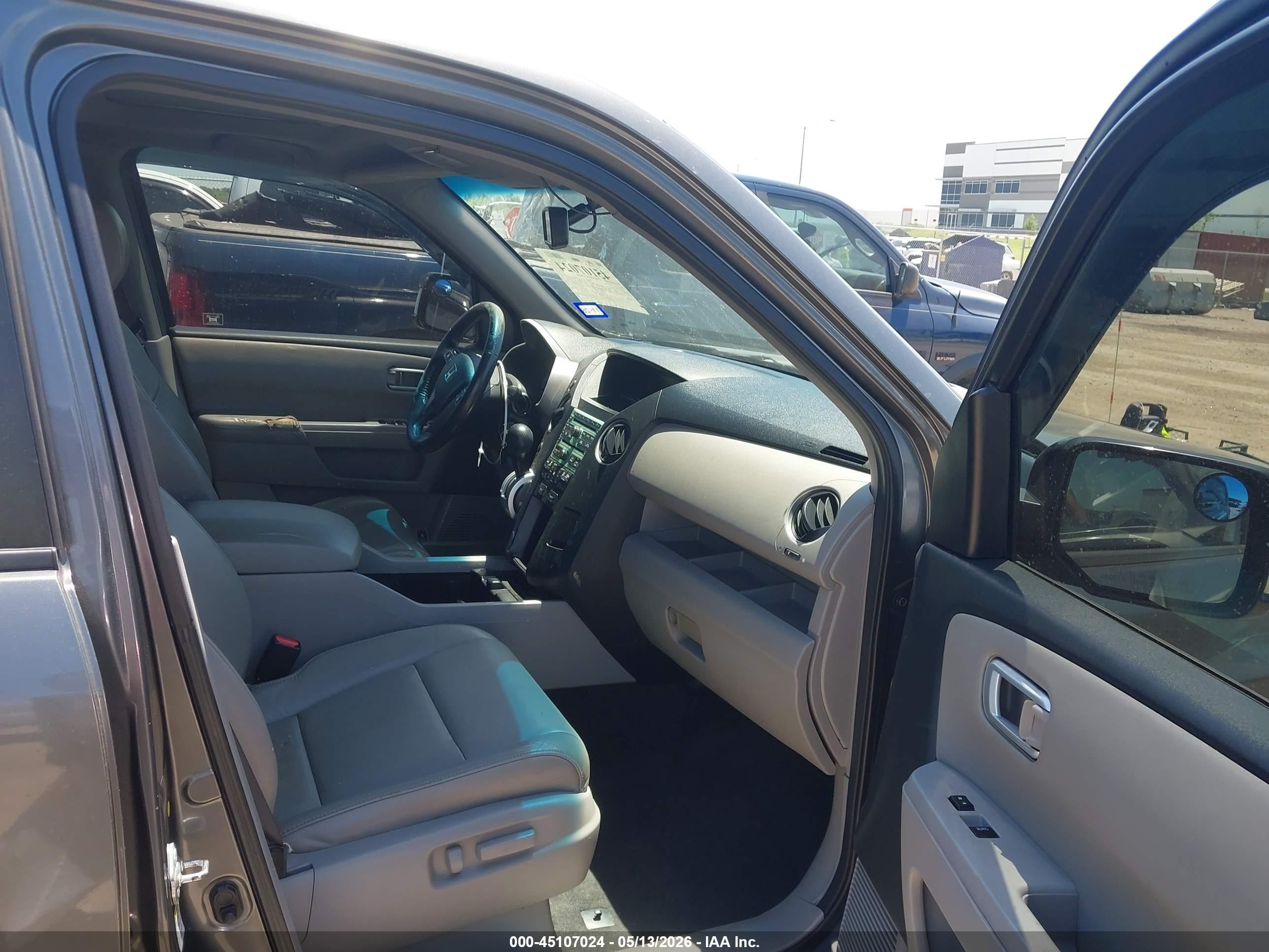 2011 Honda Pilot Ex-l Gray vin: 5FNYF4H63BB018434