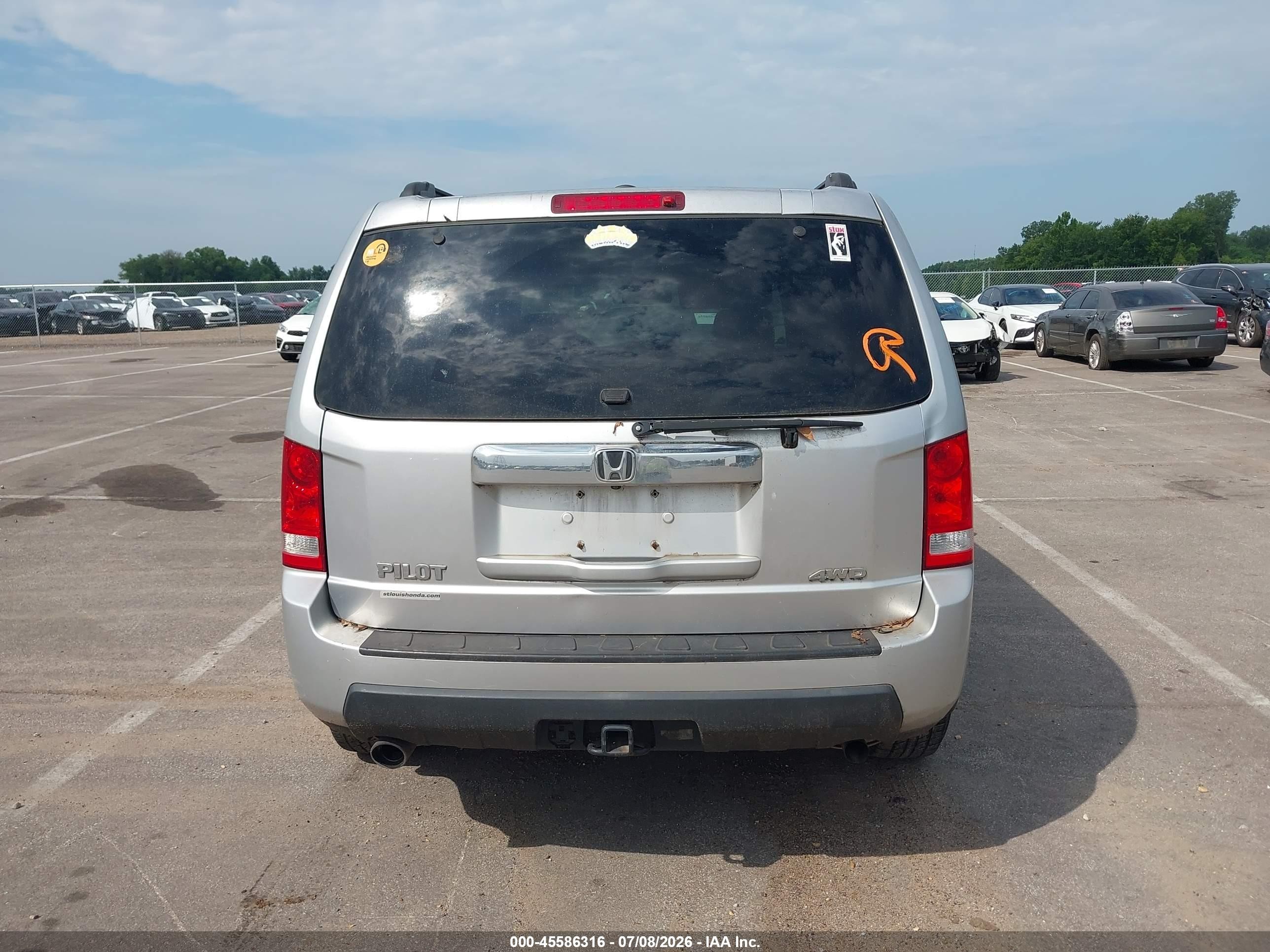 2011 Honda Pilot Ex-l Серебряный vin: 5FNYF4H63BB026209