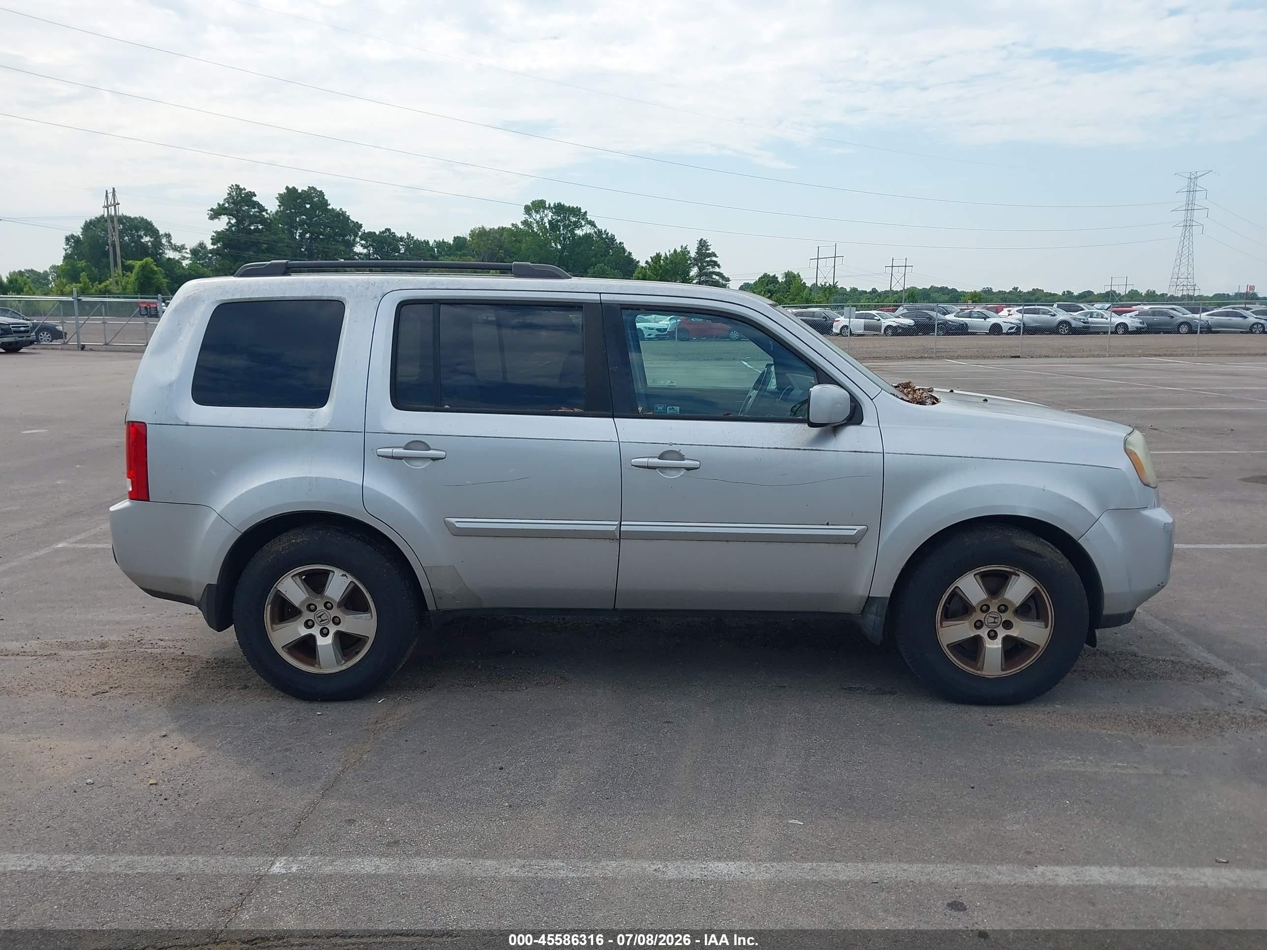 2011 Honda Pilot Ex-l Серебряный vin: 5FNYF4H63BB026209