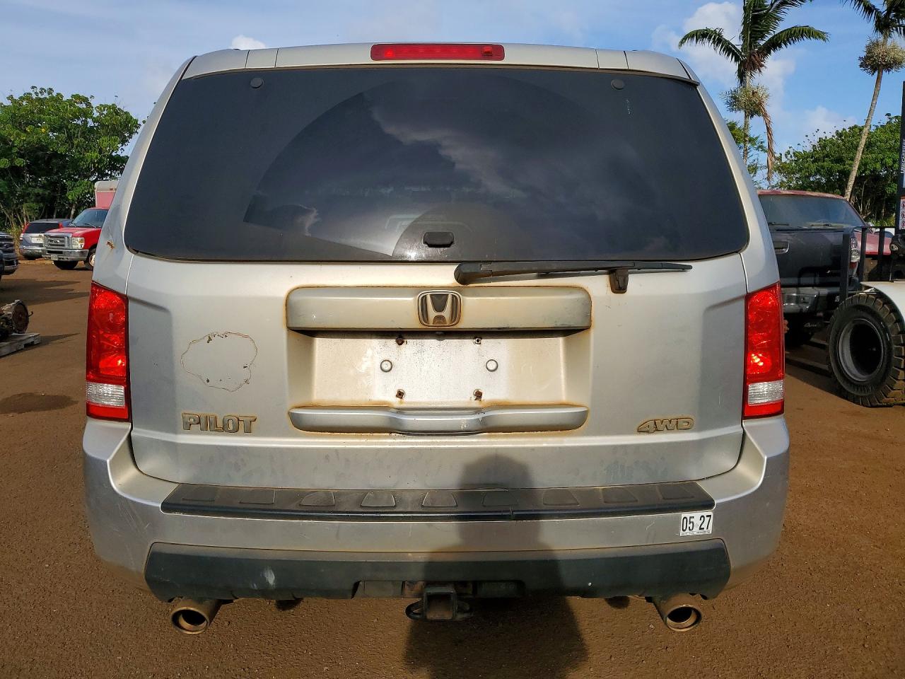 2011 Honda Pilot Exl Серебряный vin: 5FNYF4H64BB079355