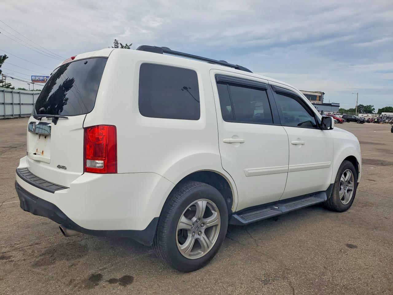 2014 Honda Pilot Exl White vin: 5FNYF4H64EB039989