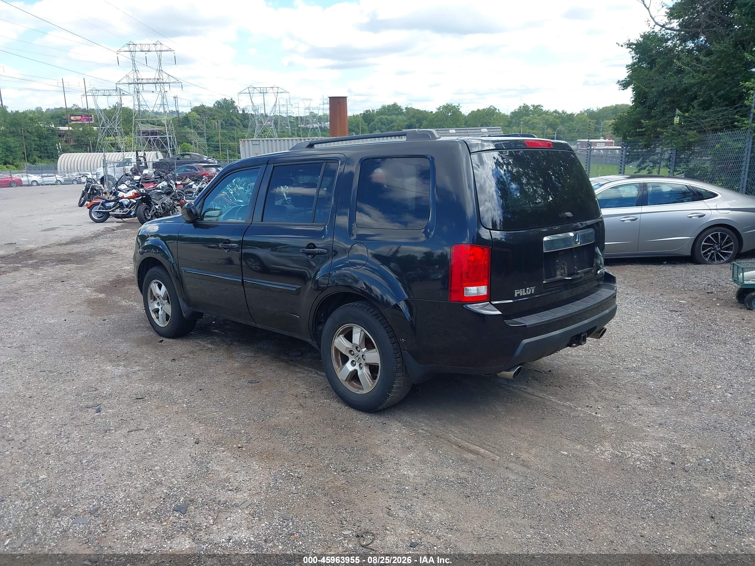 2011 Honda Pilot Ex-l Black vin: 5FNYF4H65BB105901