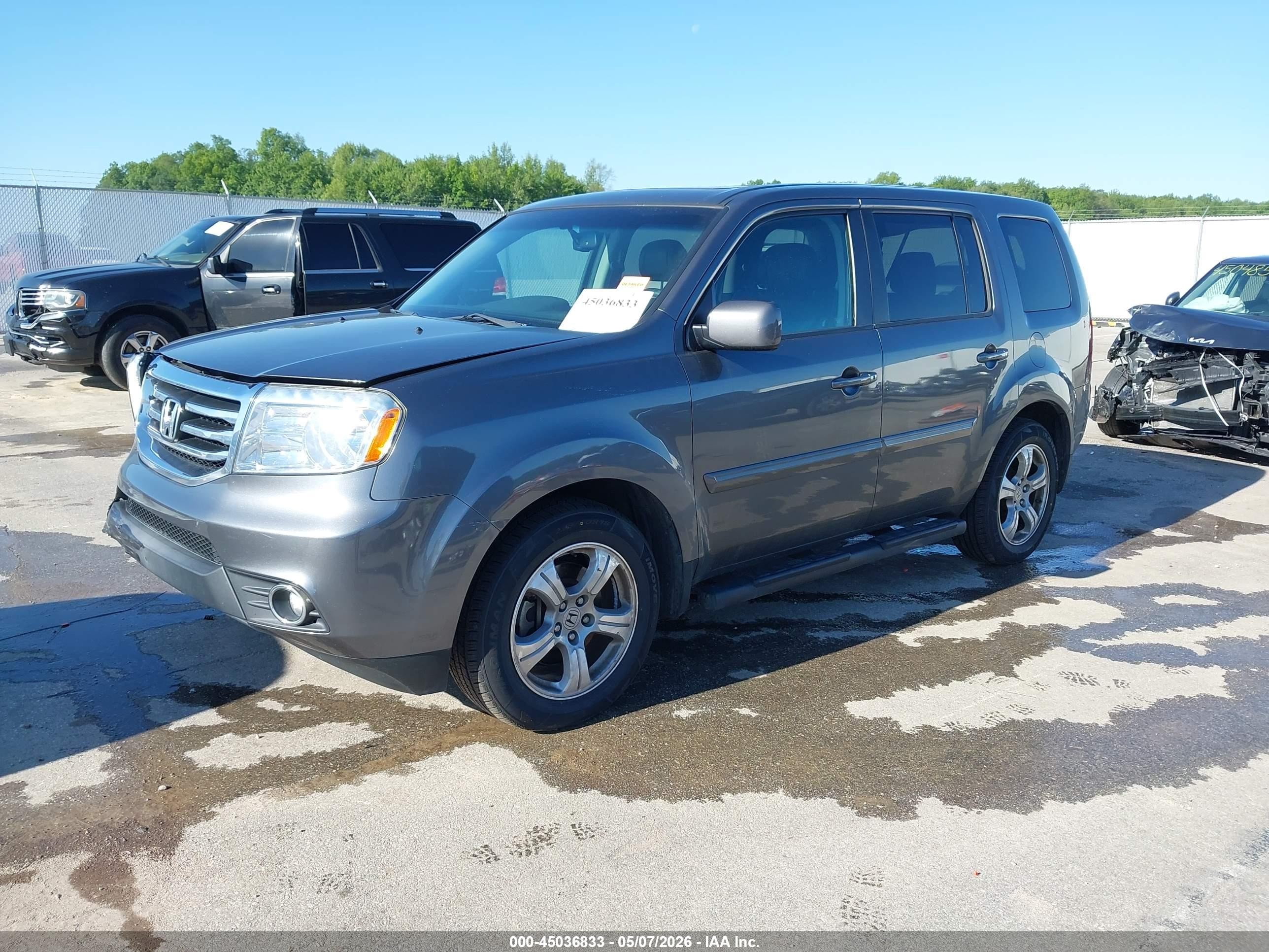 2012 Honda Pilot Ex-l Gray vin: 5FNYF4H65CB053591