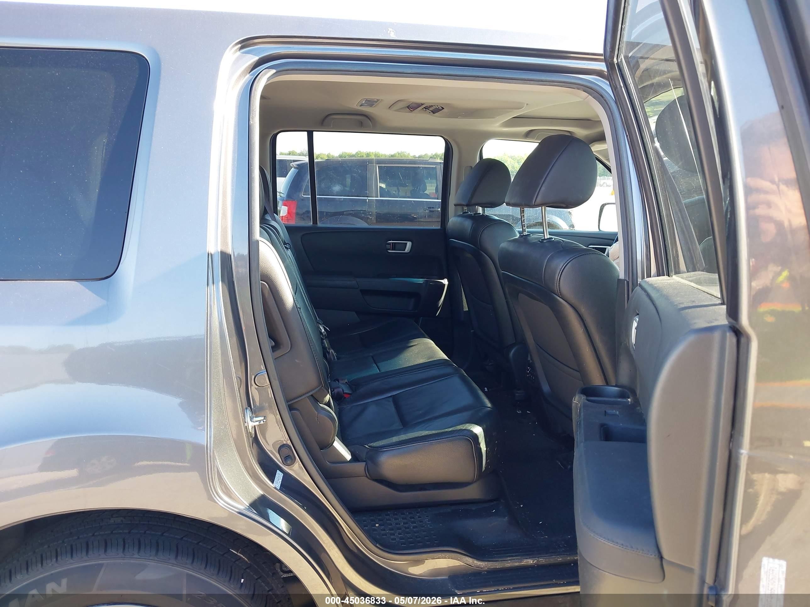 2012 Honda Pilot Ex-l Gray vin: 5FNYF4H65CB053591