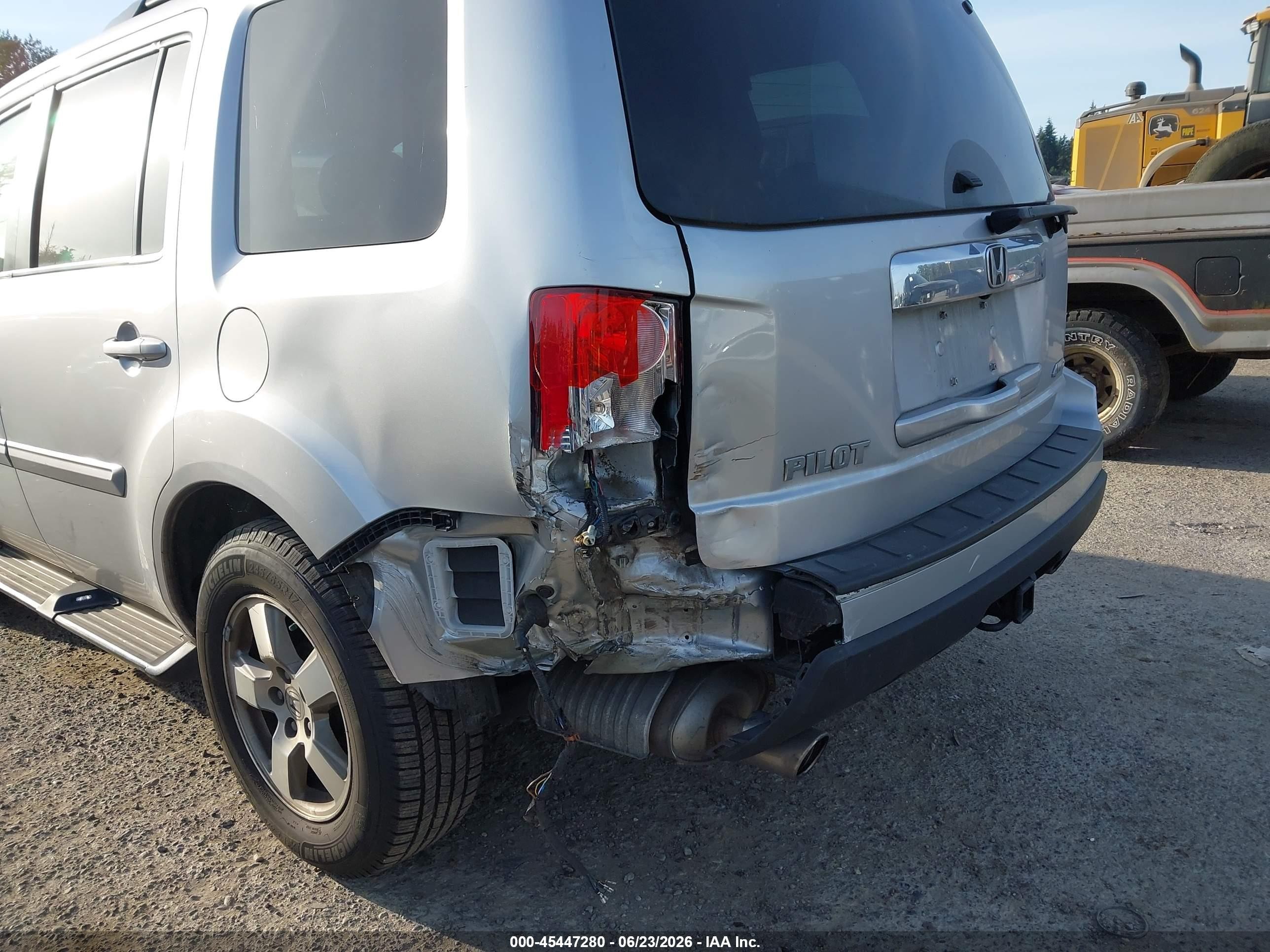 2010 Honda Pilot Ex-l Silver vin: 5FNYF4H66AB036165
