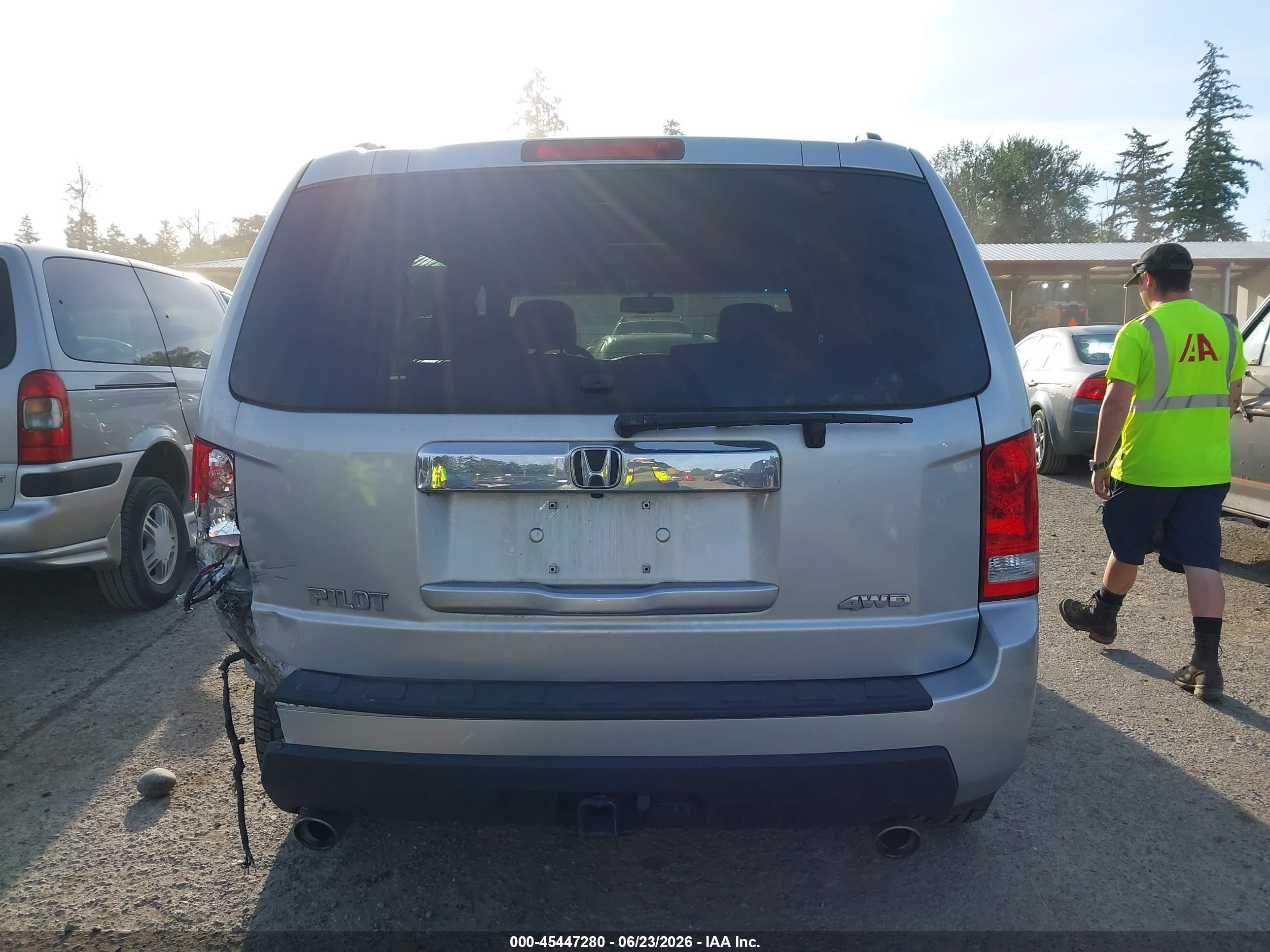 2010 Honda Pilot Ex-l Silver vin: 5FNYF4H66AB036165