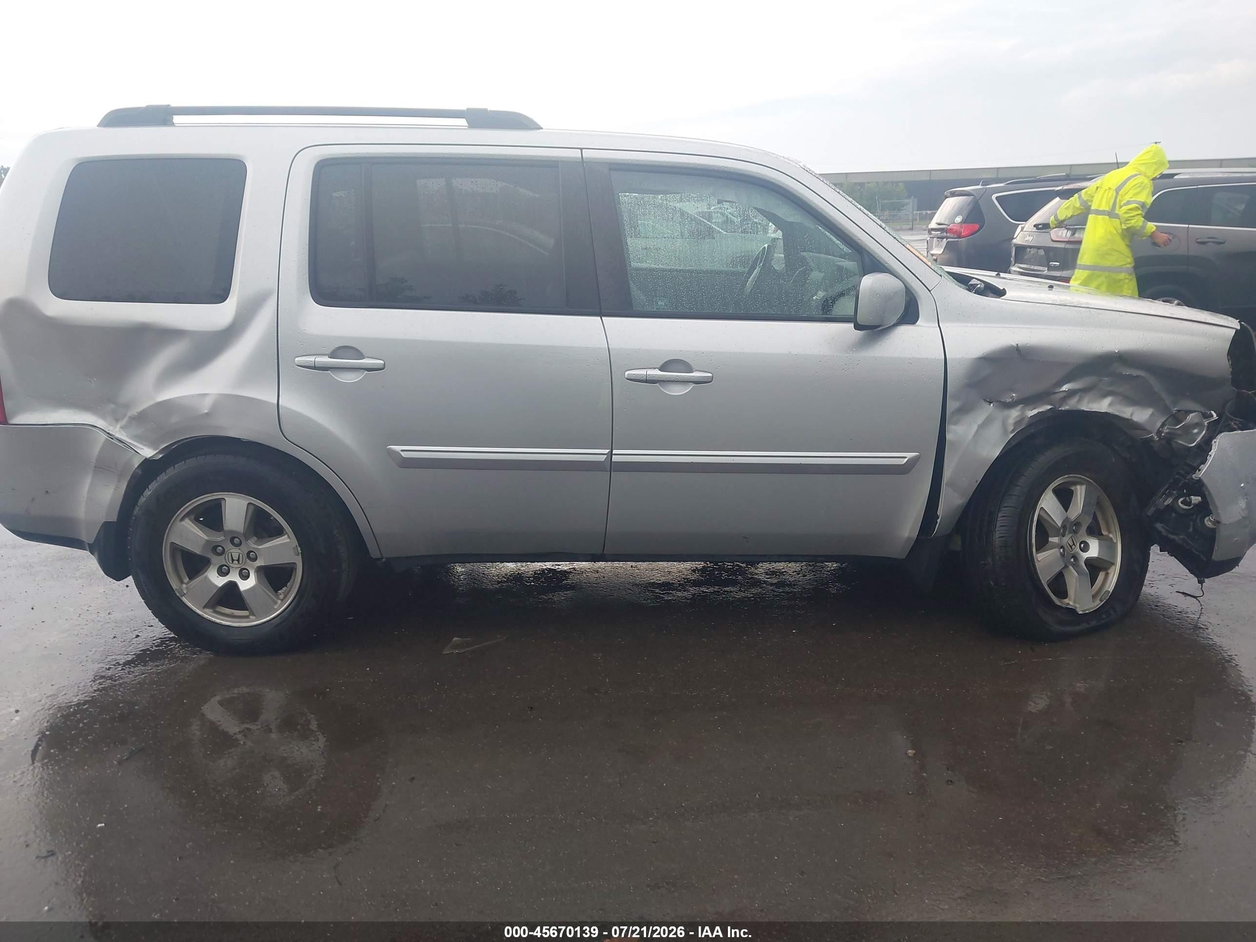 2011 Honda Pilot Ex-l Серебряный vin: 5FNYF4H66BB072052
