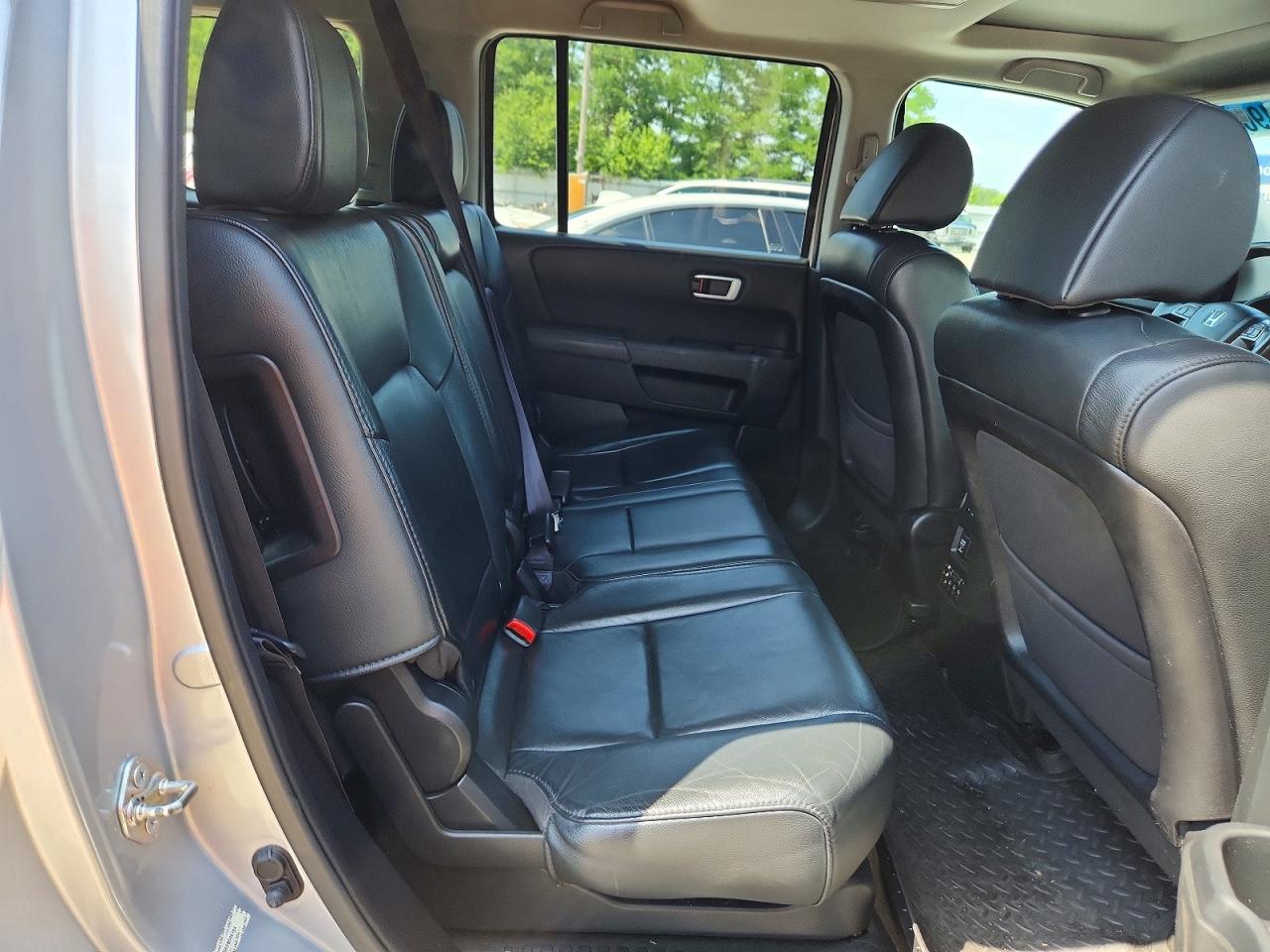 2014 Honda Pilot Exl Silver vin: 5FNYF4H66EB046104