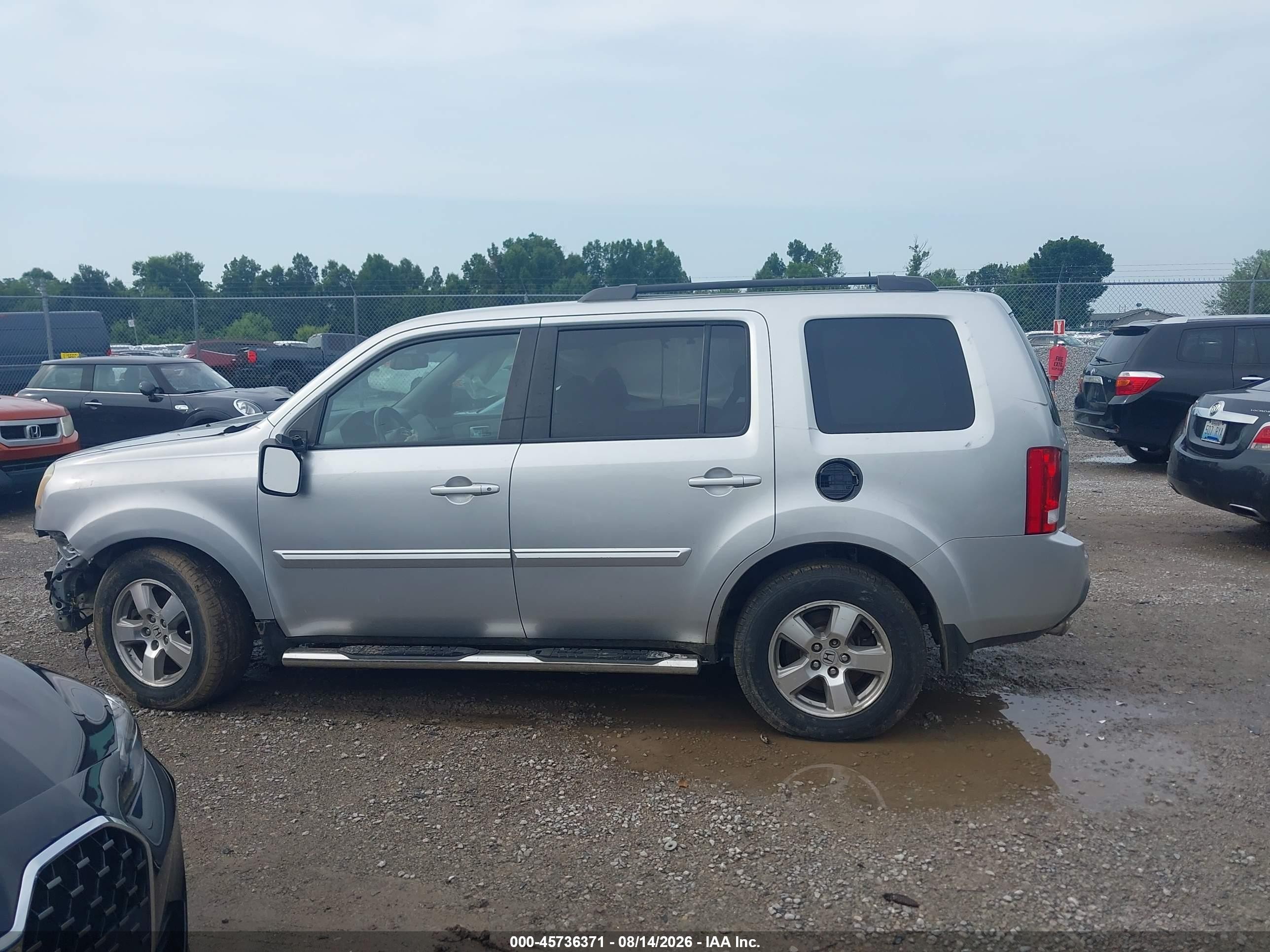 2011 Honda Pilot Ex-l Silver vin: 5FNYF4H67BB020123