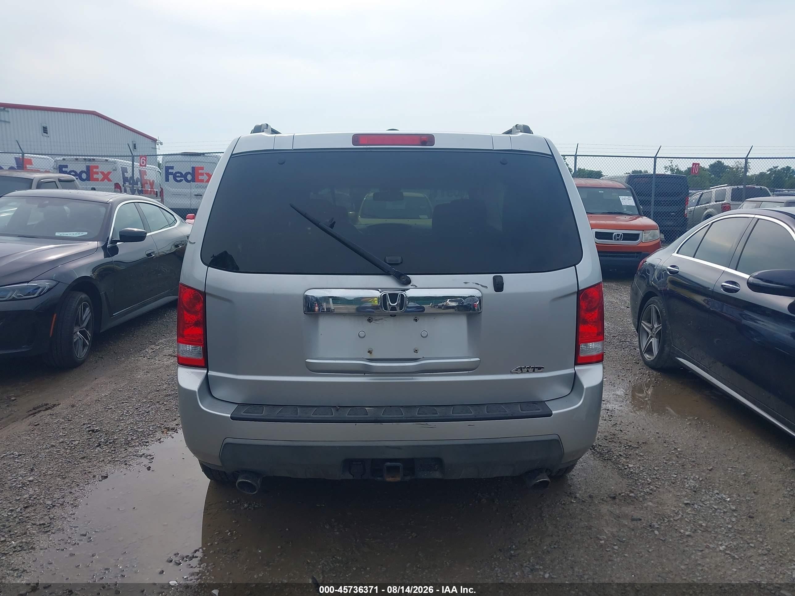 2011 Honda Pilot Ex-l Silver vin: 5FNYF4H67BB020123