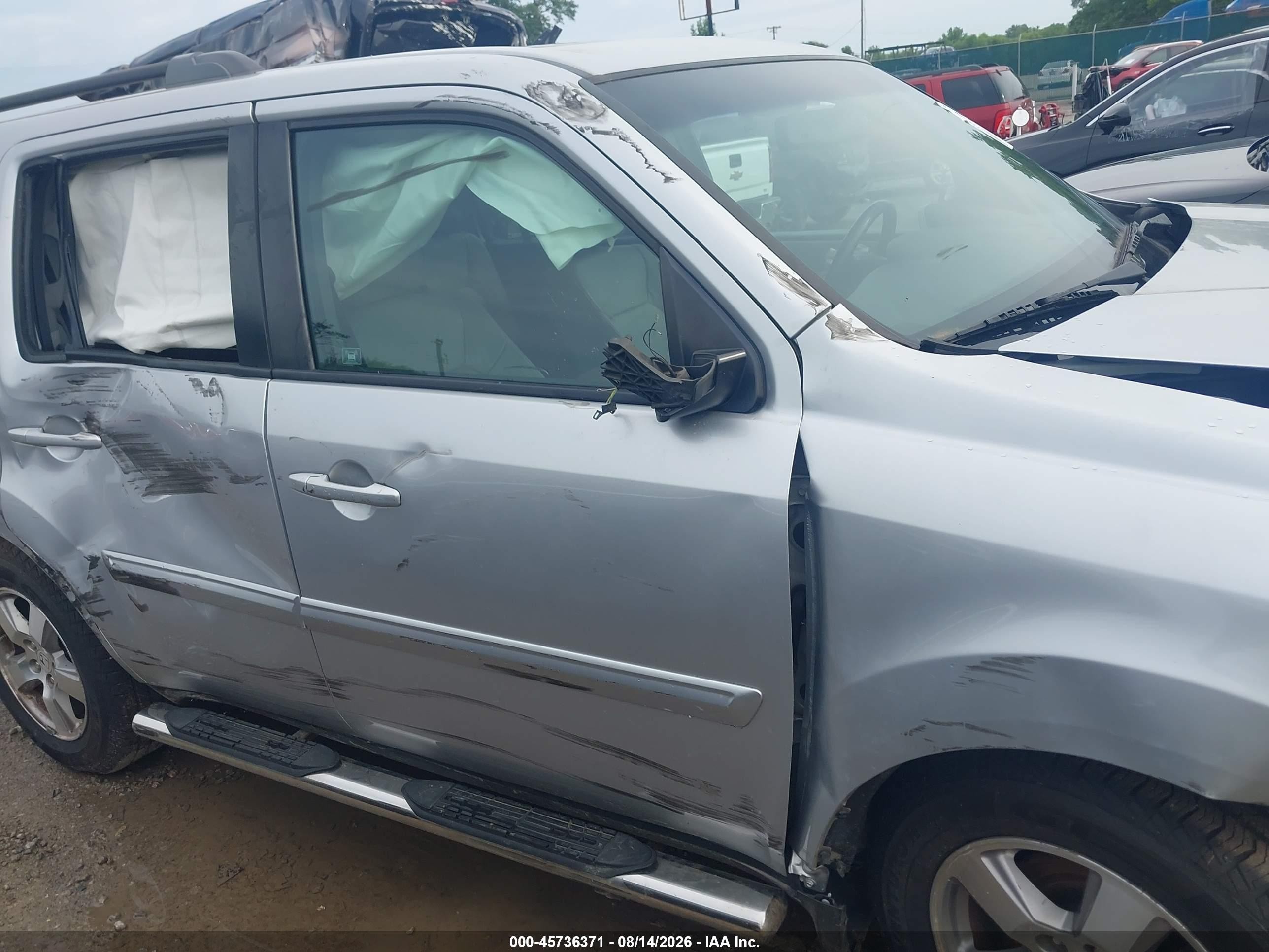 2011 Honda Pilot Ex-l Silver vin: 5FNYF4H67BB020123